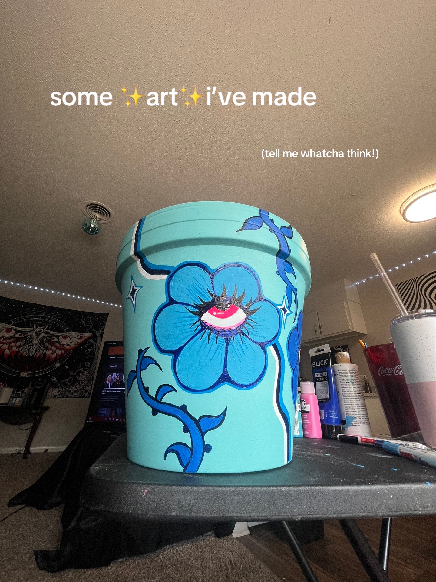 @artisticacids