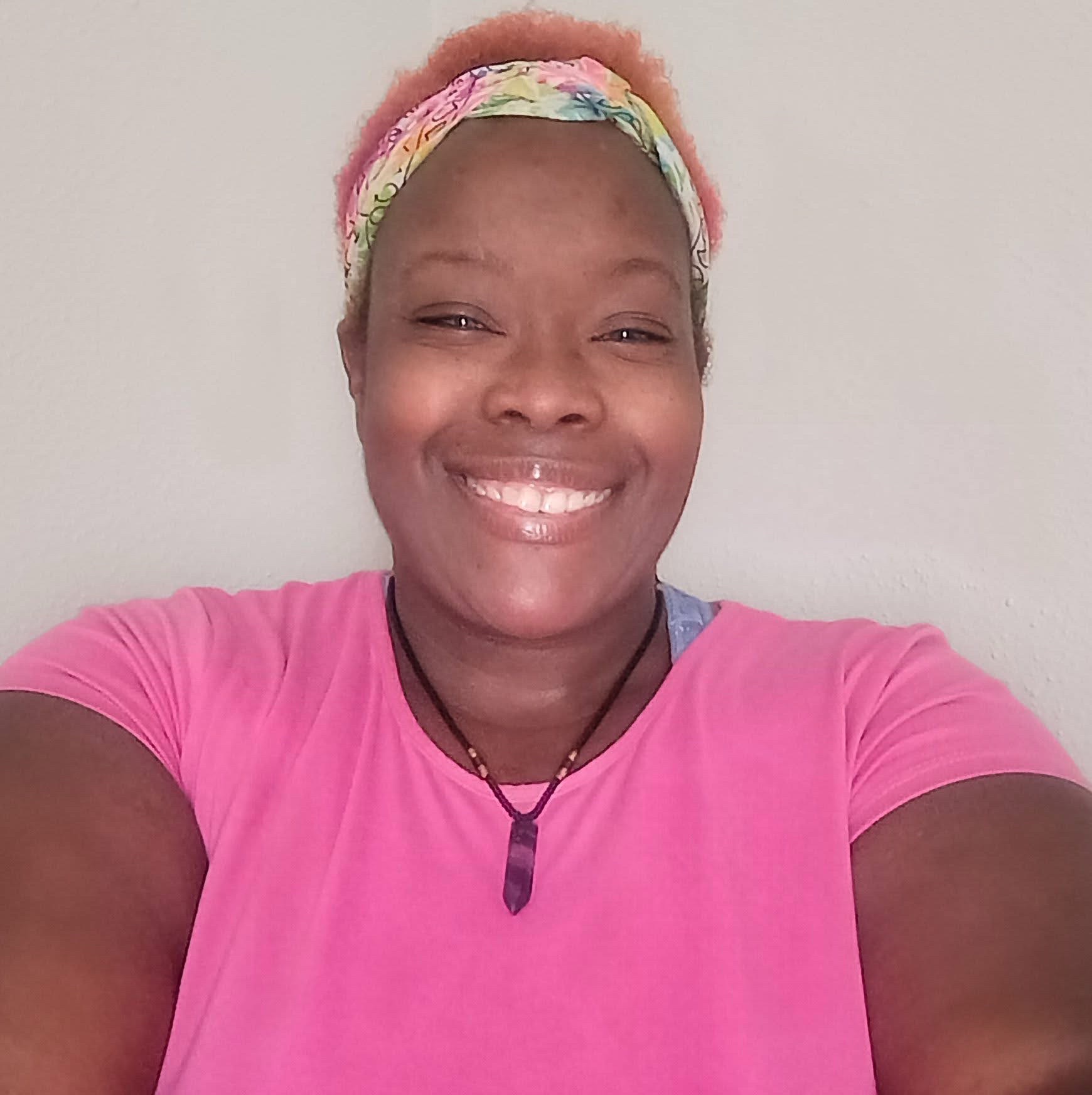 @MsPinkyPromise1982