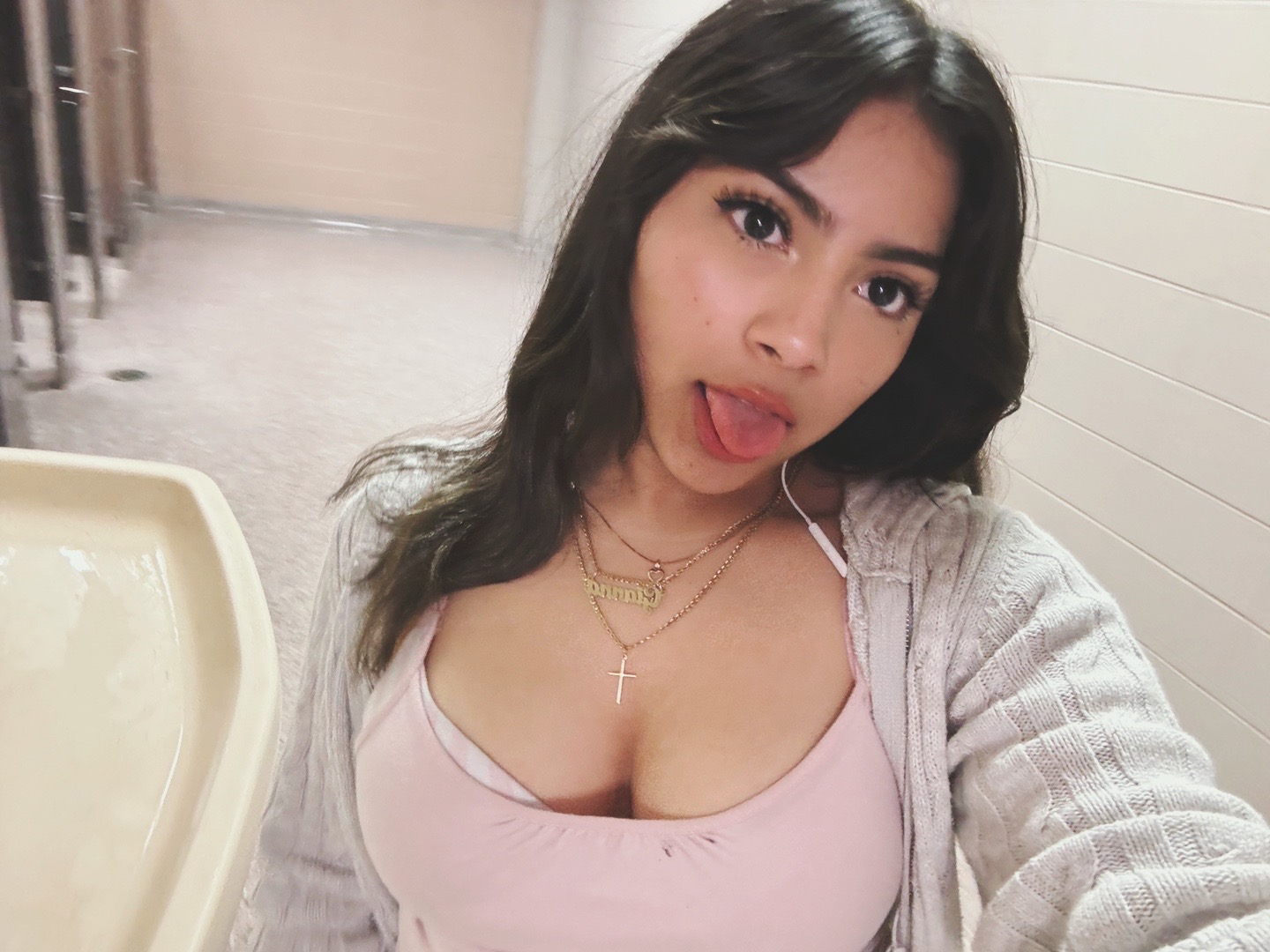 @gia 🦄