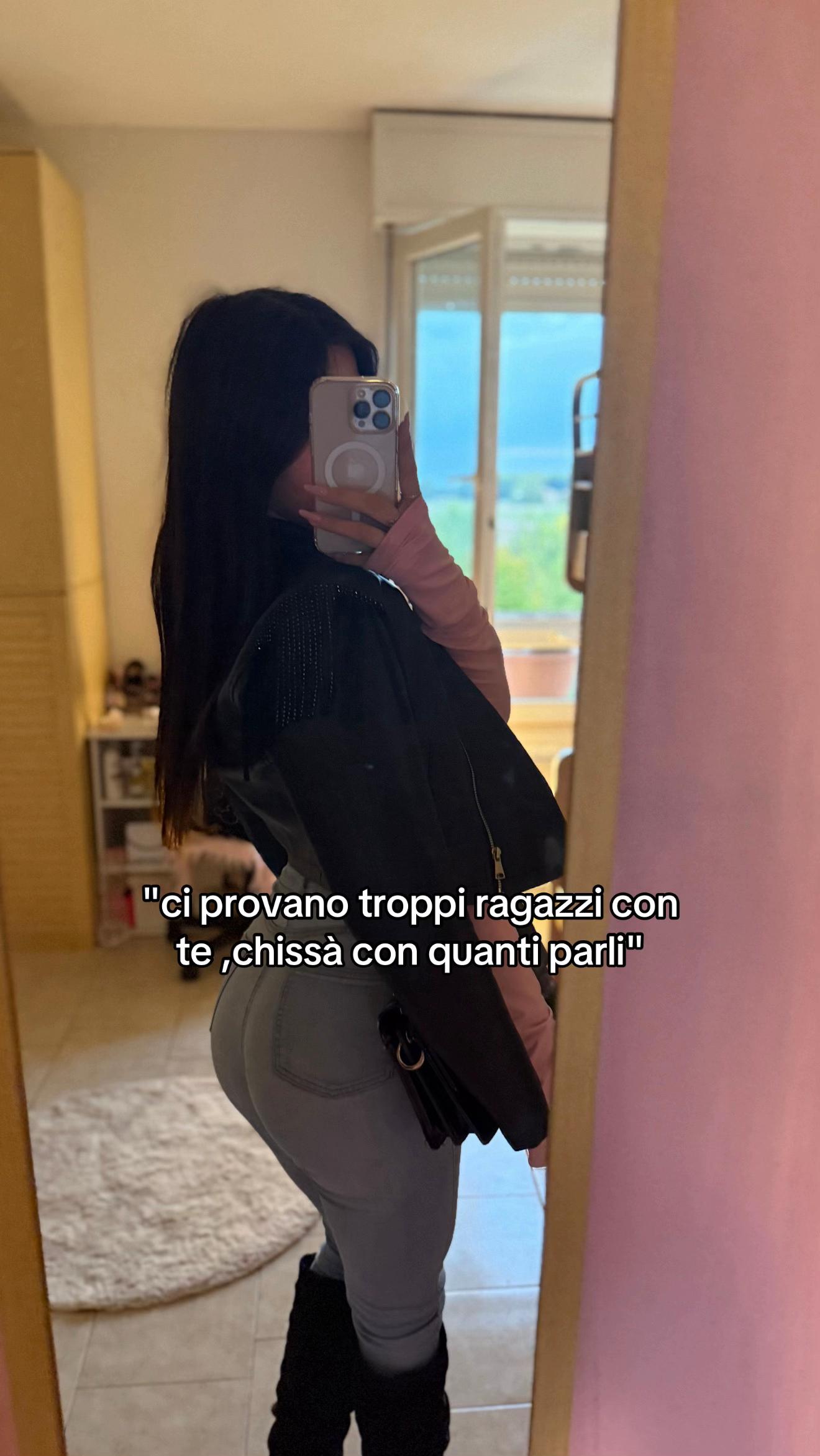 @ 𝓜𝓪𝓶𝓪𝓬𝓲𝓽𝓪