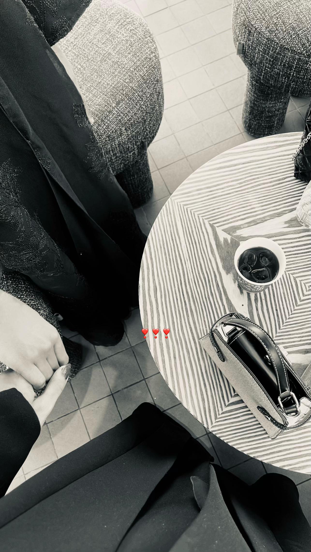 @AR📸
