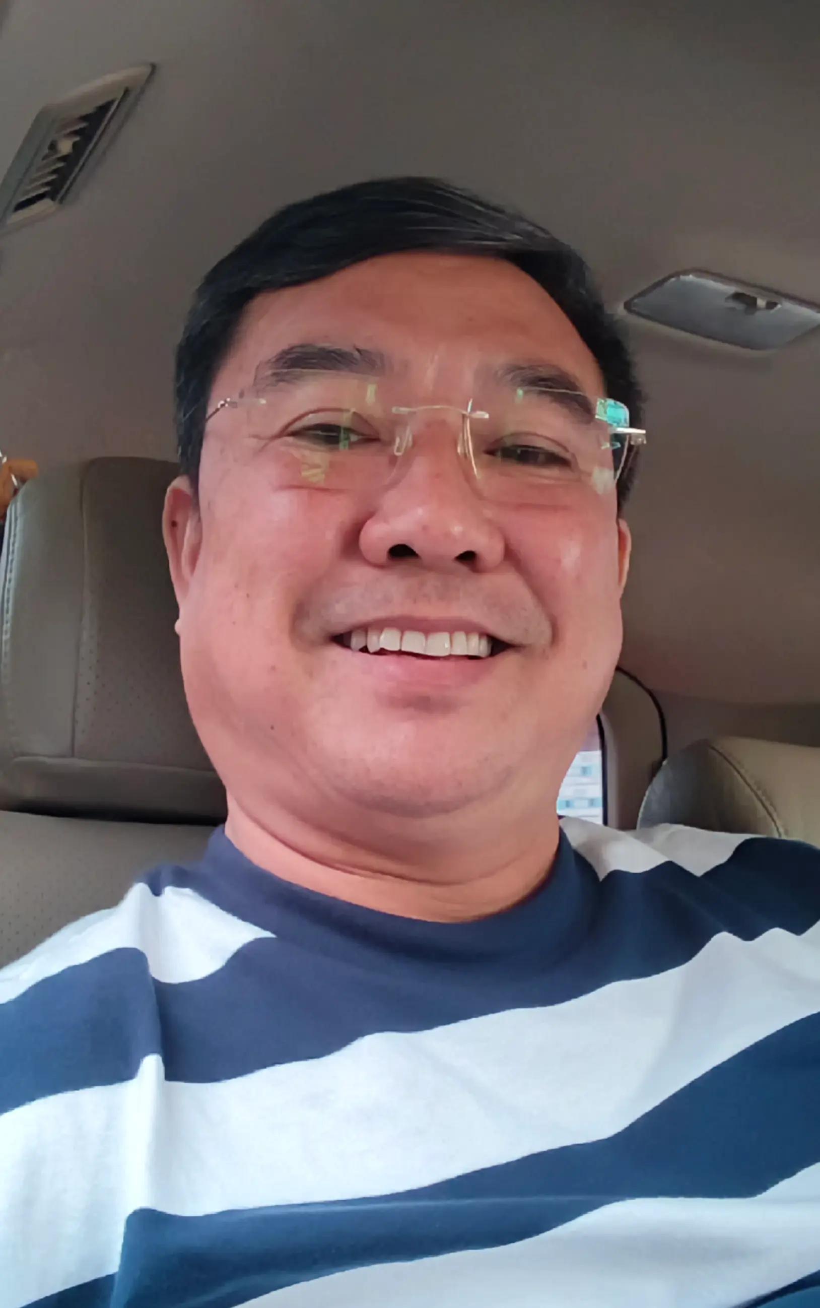@user608225722342