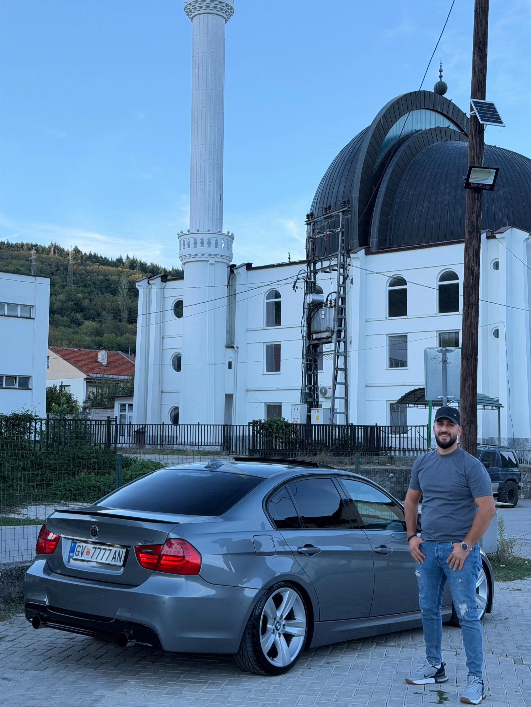 @BMW7777