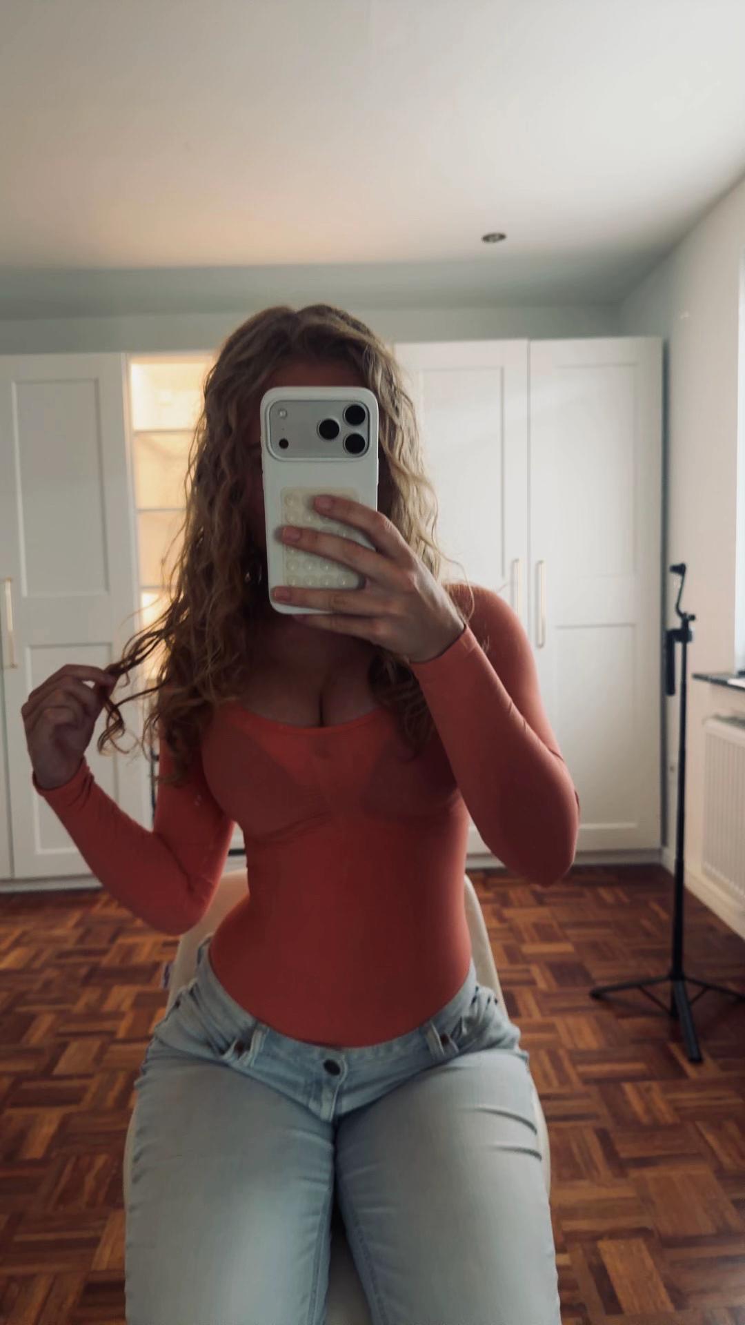 @romy_ronm