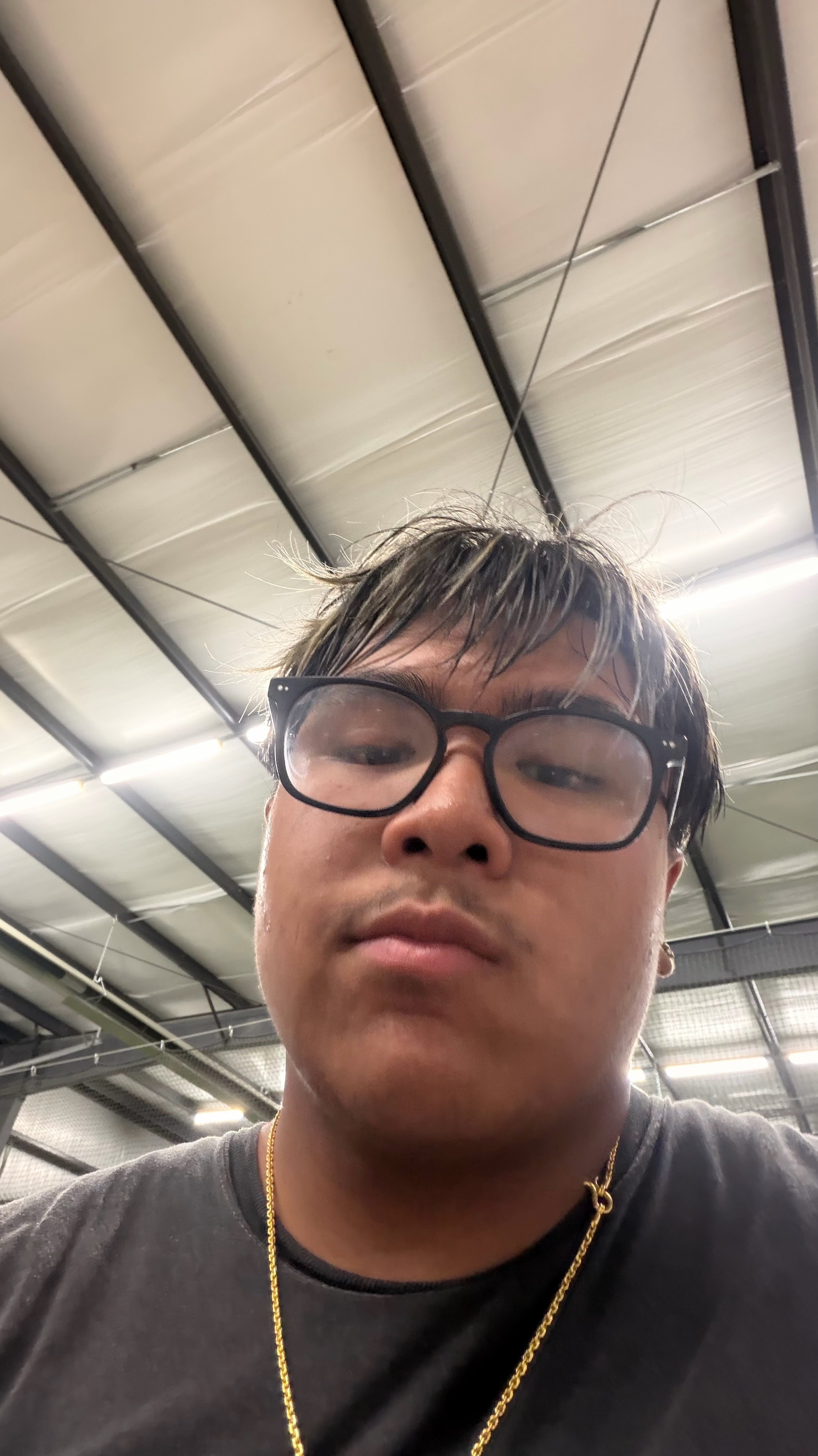 @️