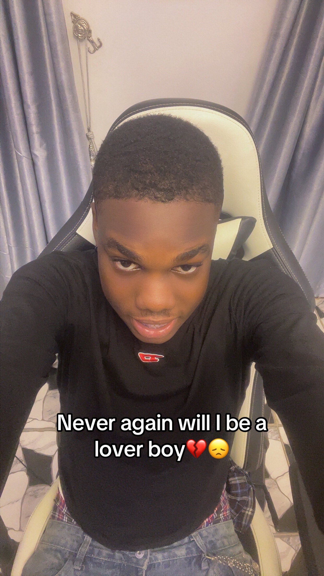 @EMMANUEL 🧃🤍