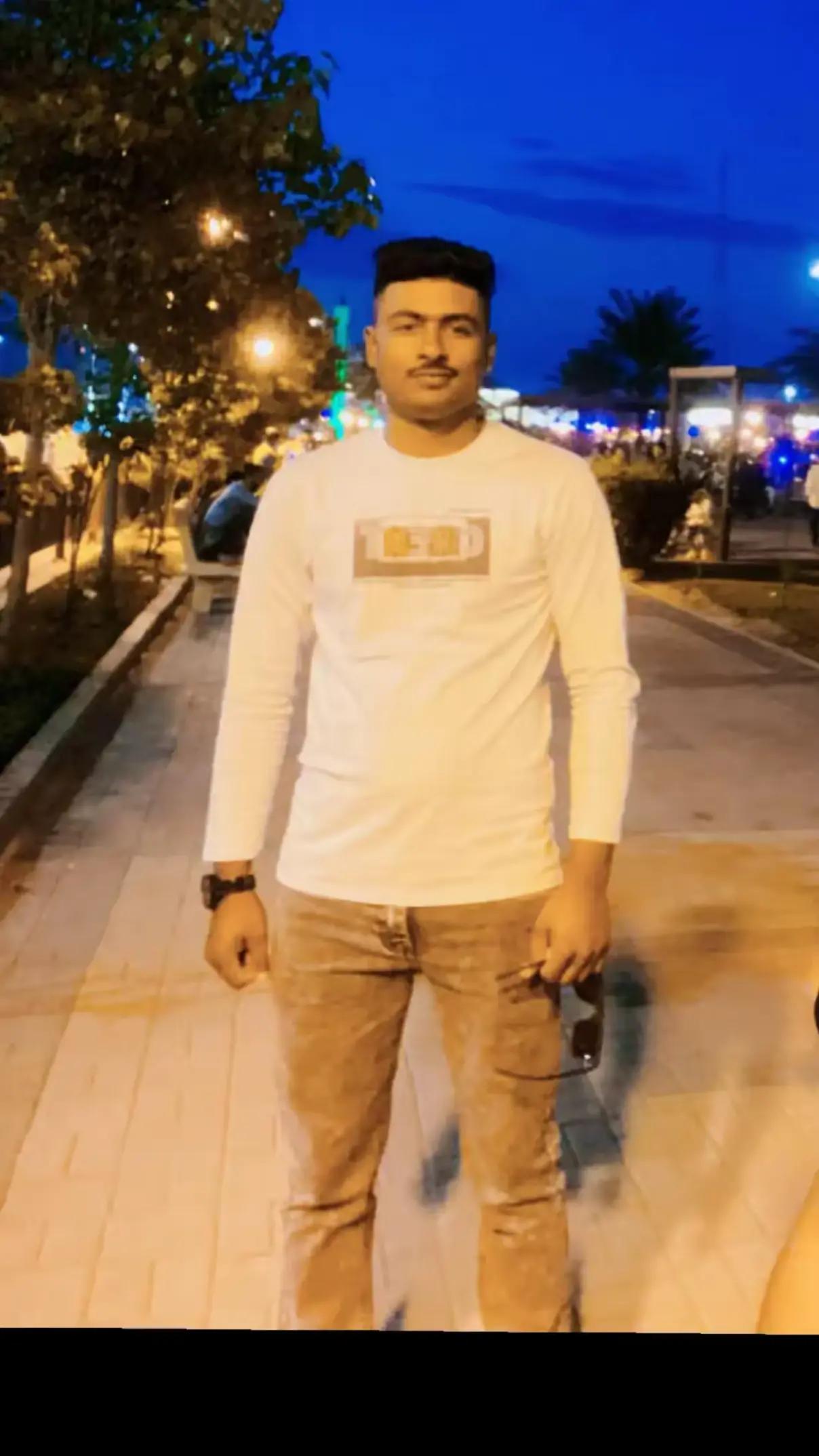 @🖤👉Its..Ariyan Ahmed নবাব ❤️