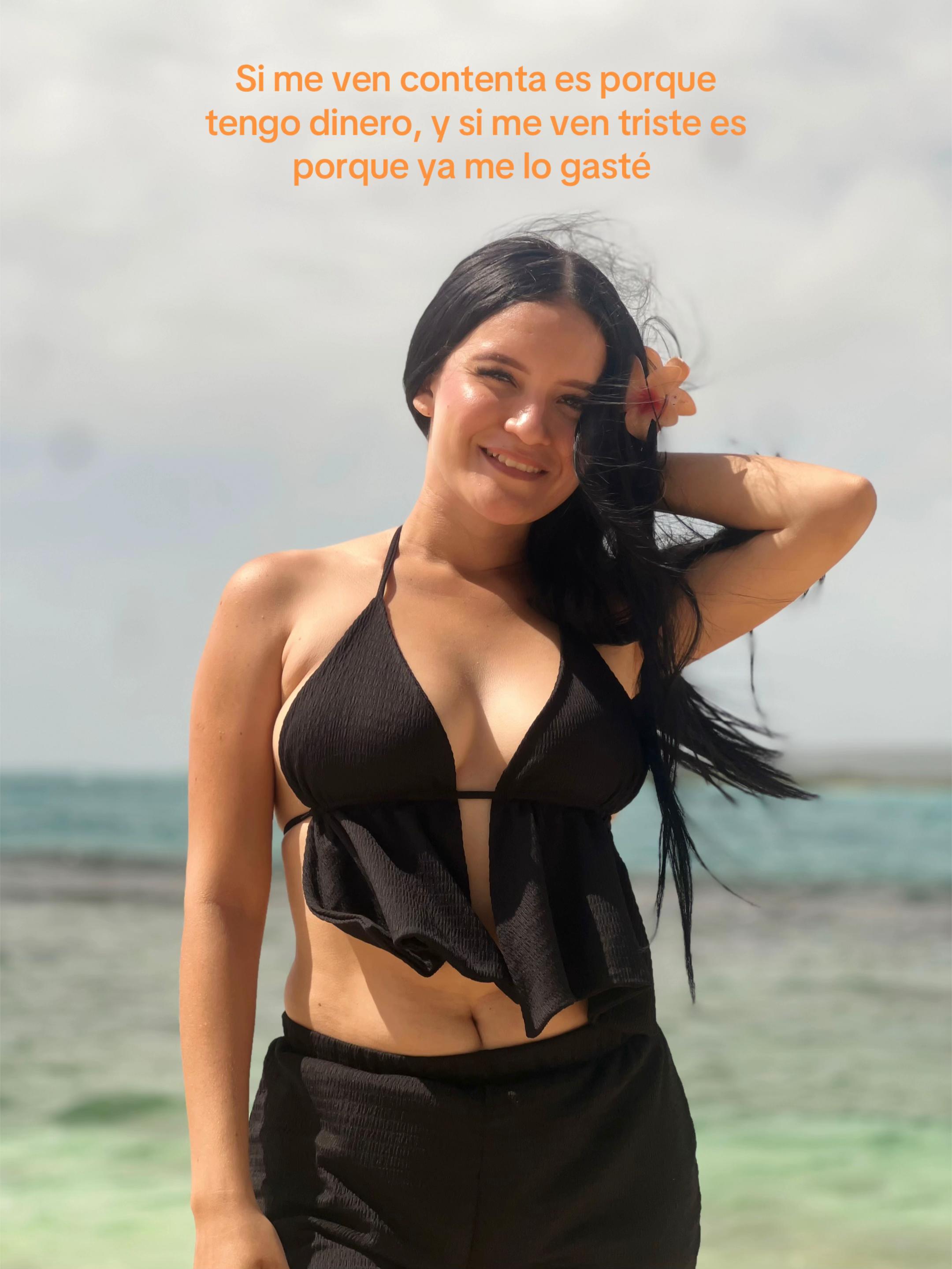 @Andreina🦋✨