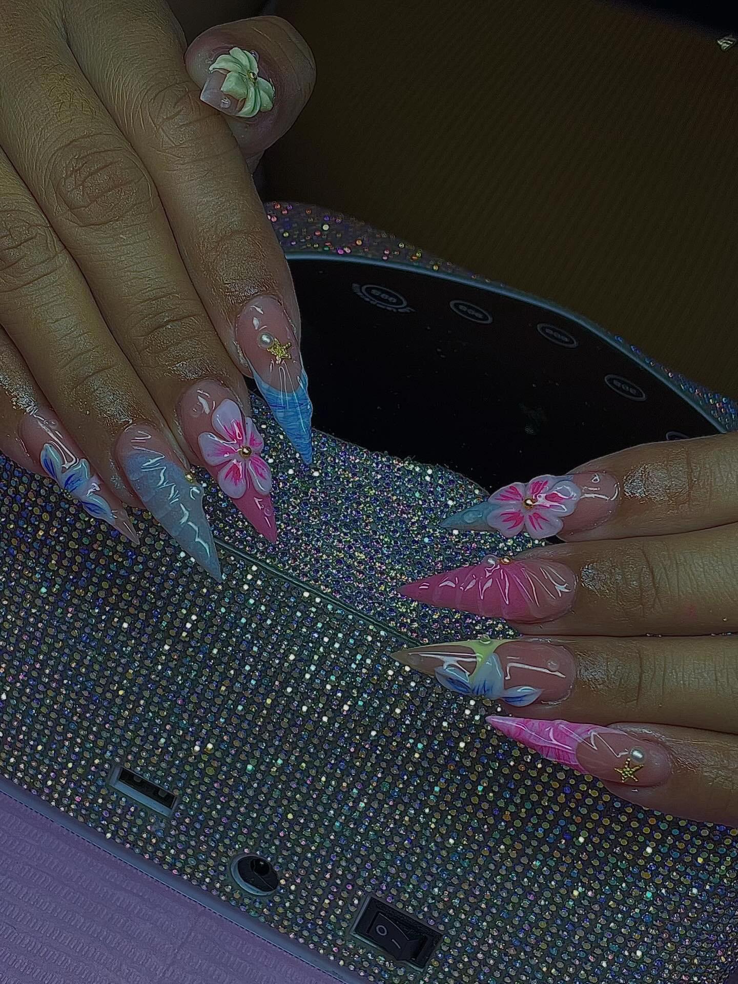 @yeleynicruz