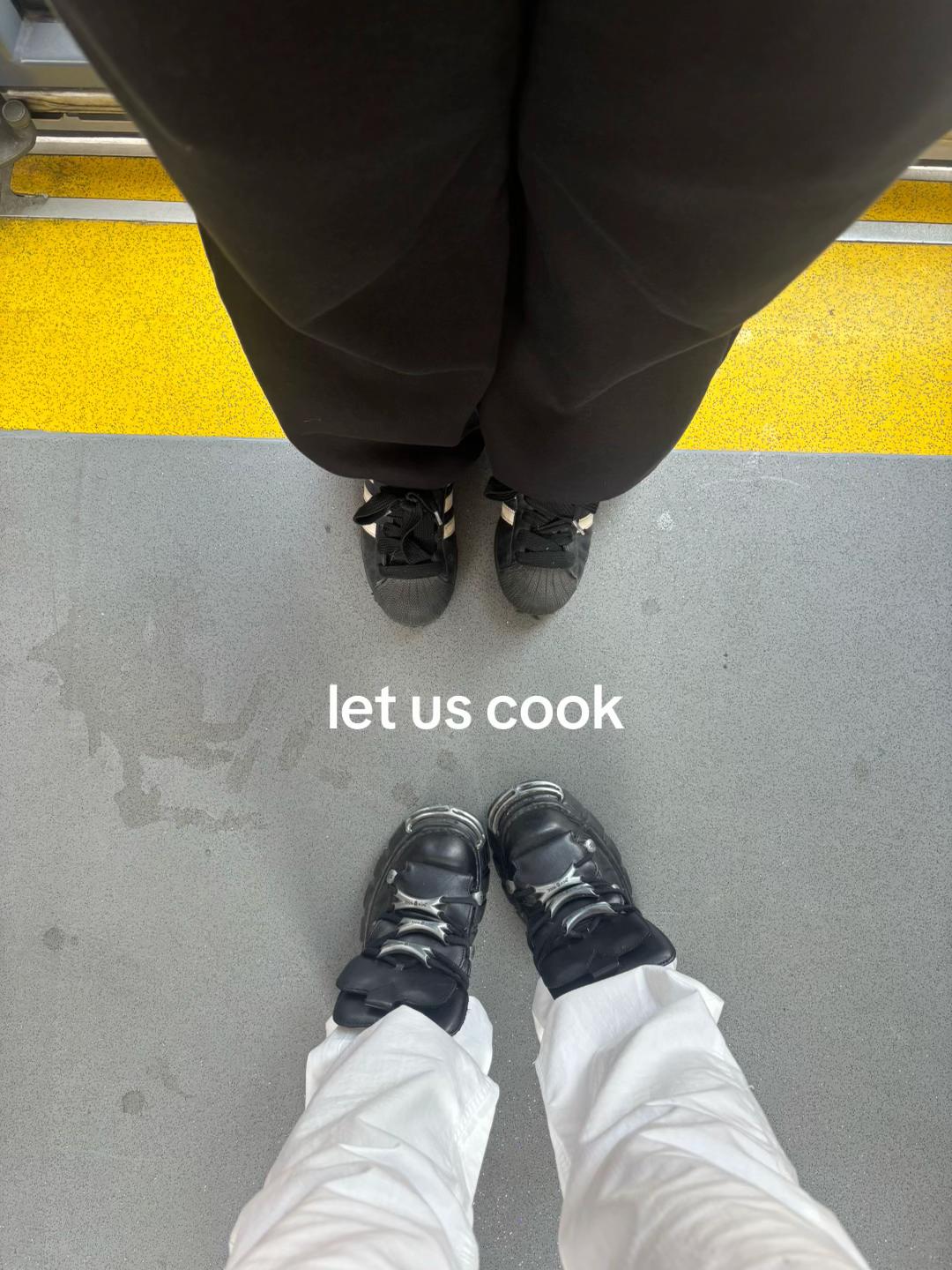 @⚠︎︎