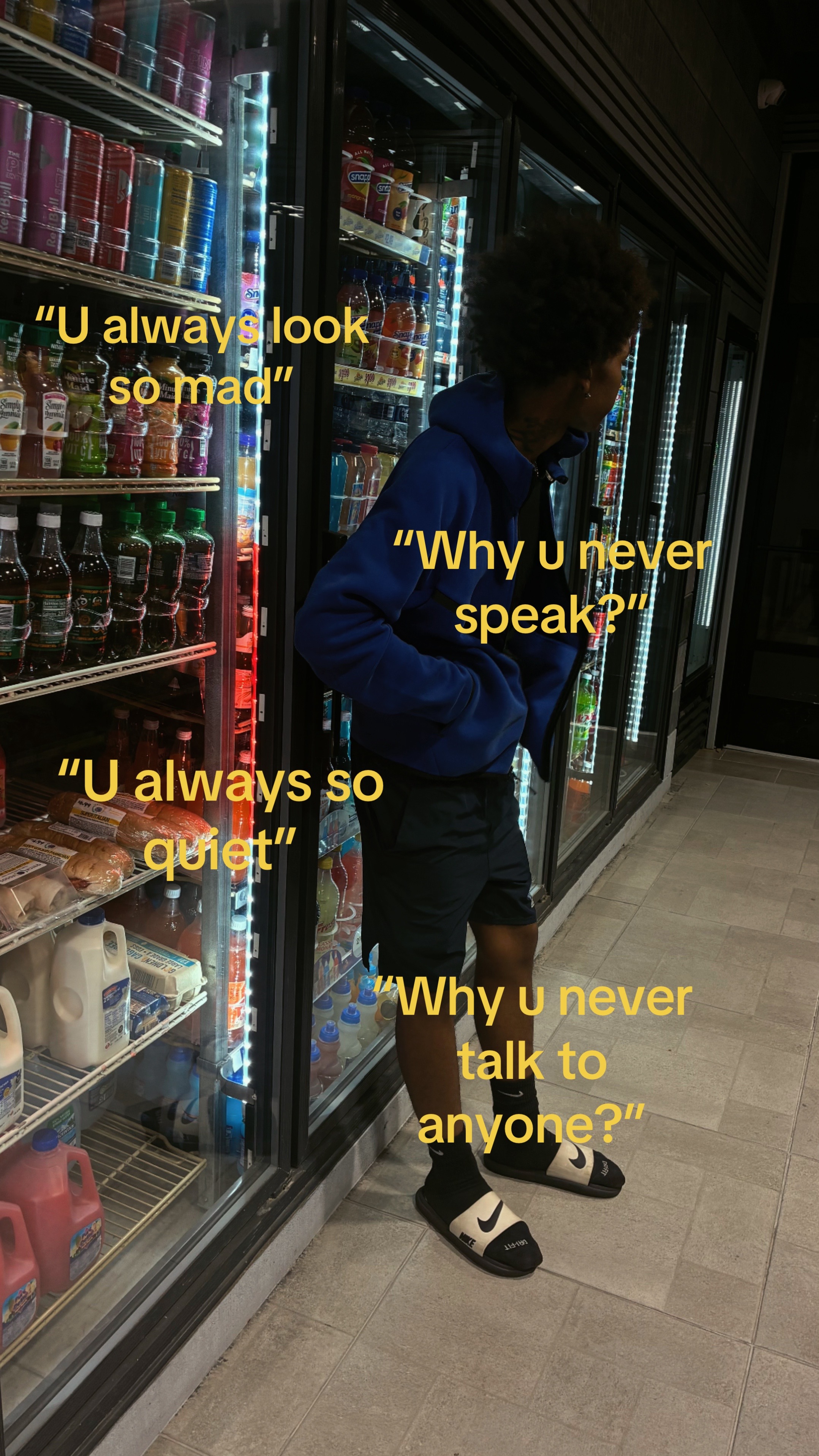 @⃟