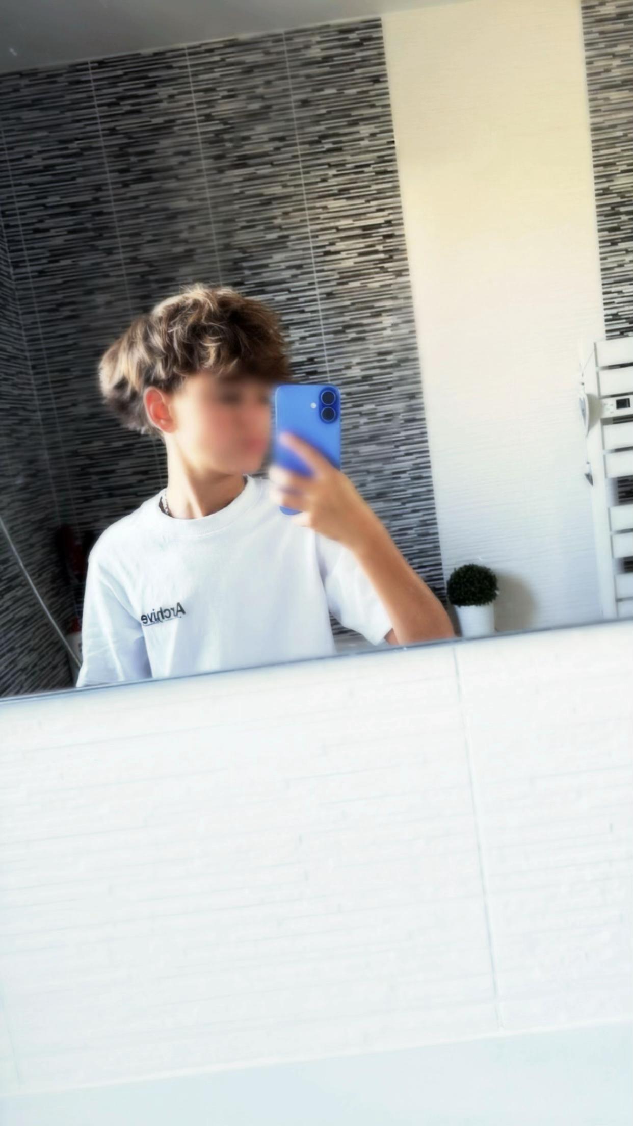 @👑