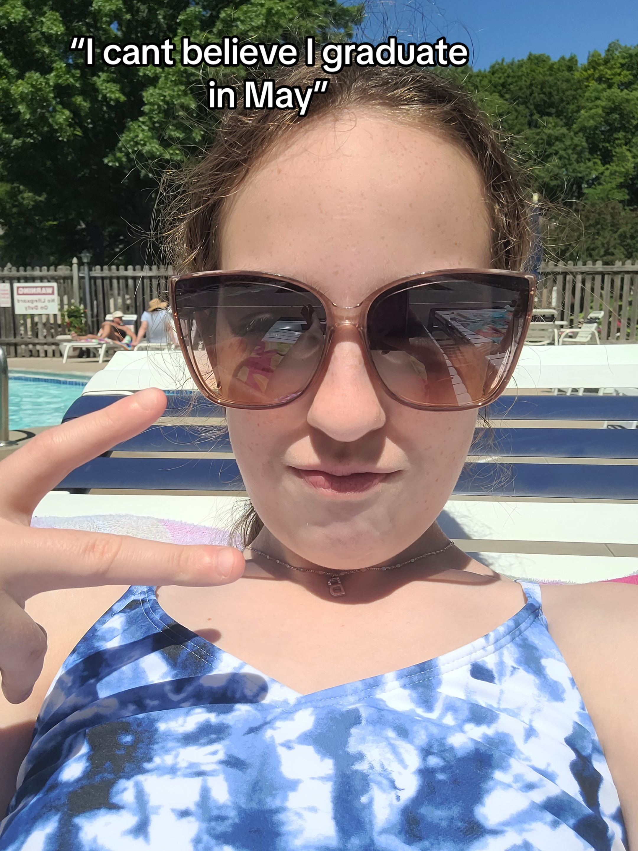 @hey_bailz_