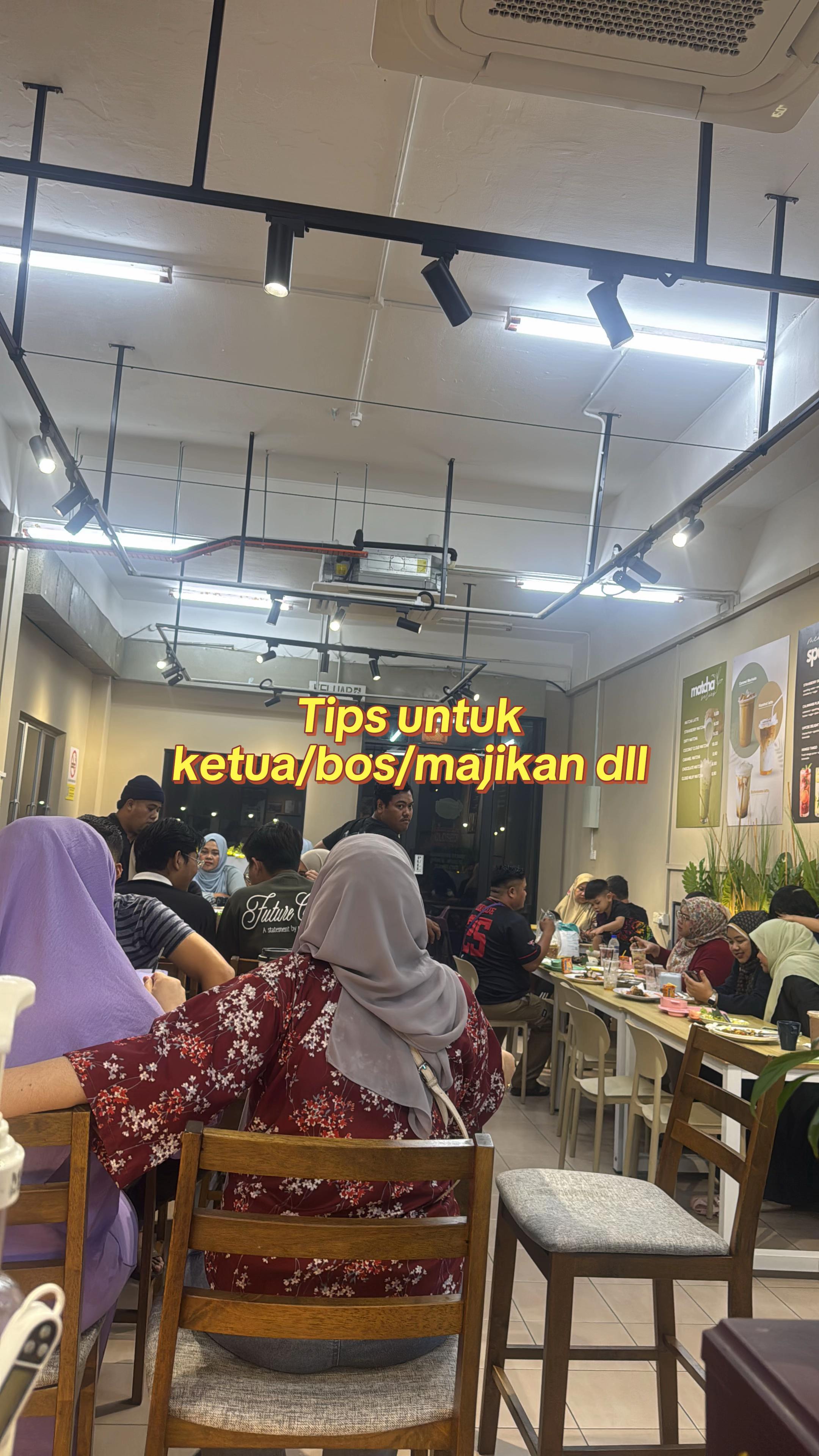 @Tomyam float