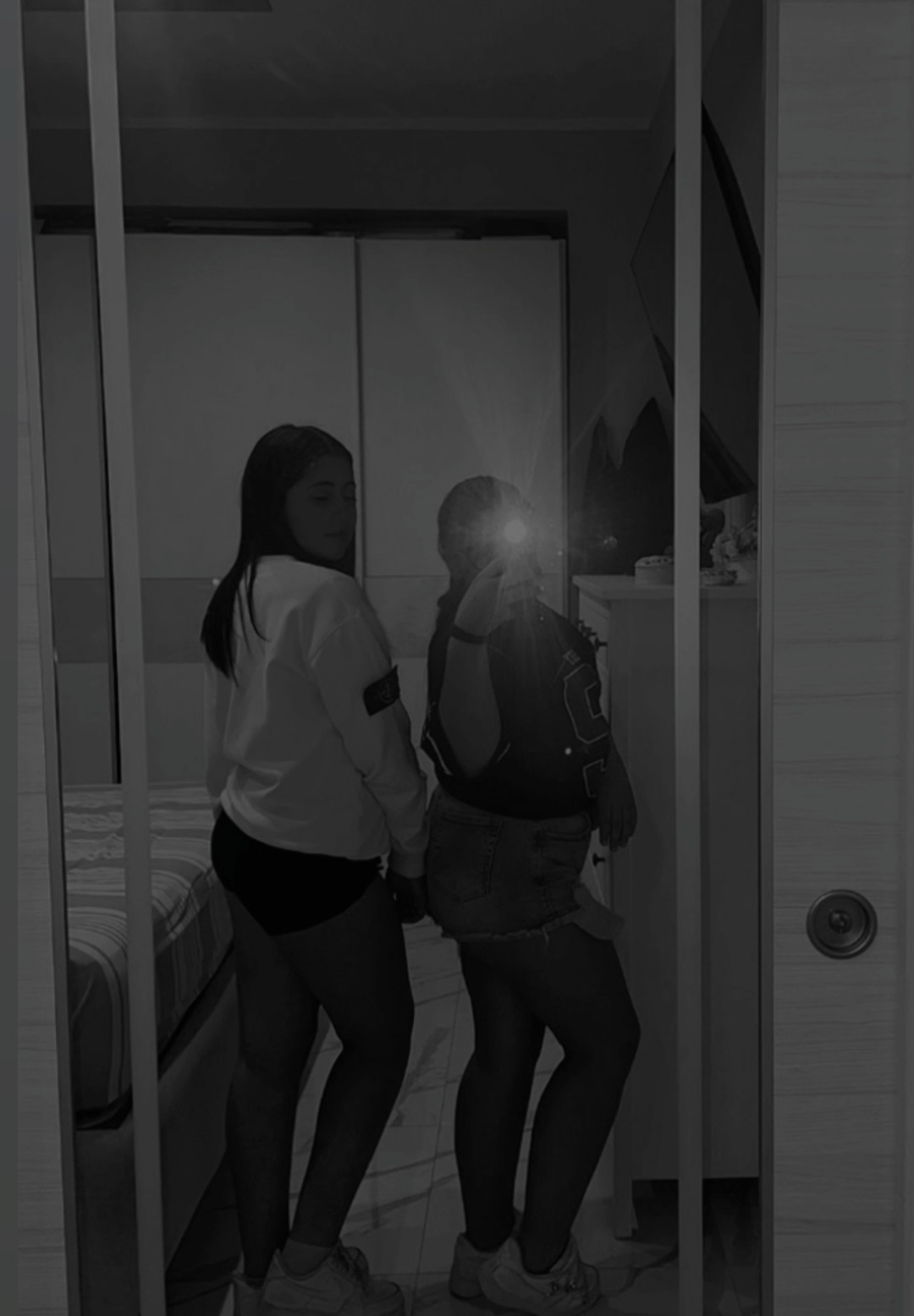 @auroraa