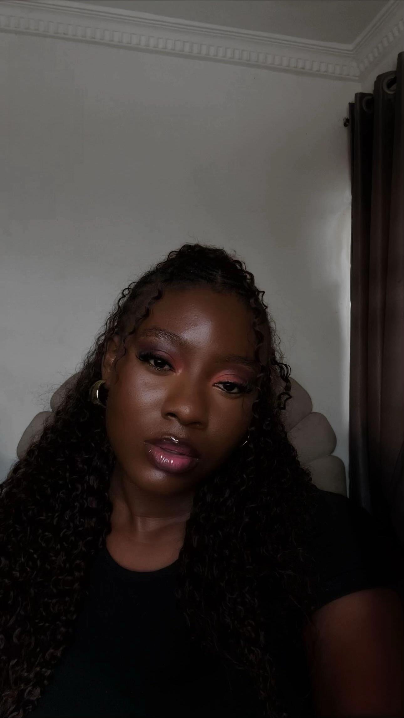 @Iyunade🦋 | Fashion &bull; Beauty
