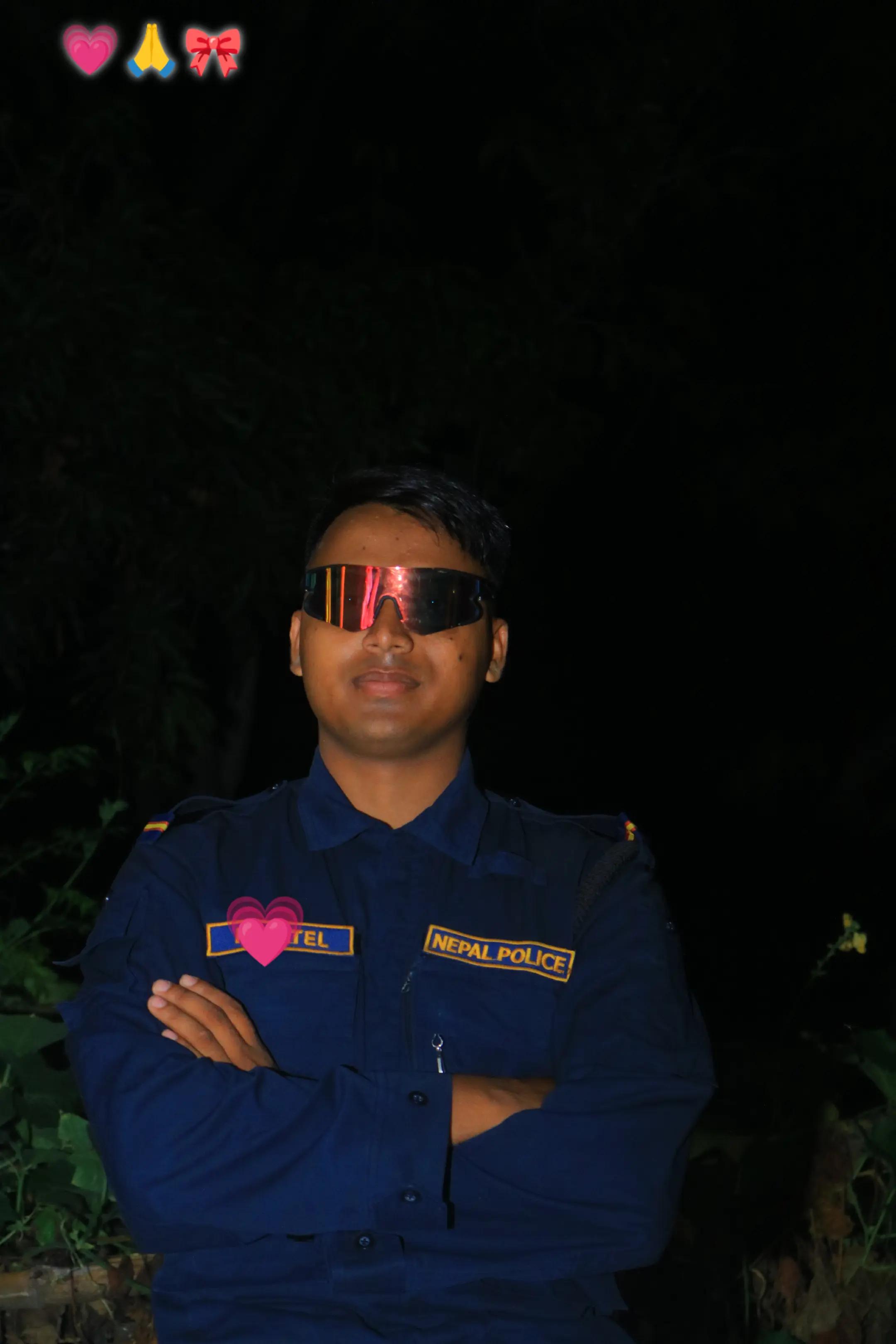 @👮♂️ℝ𝕦𝕡𝕖𝕤𝕙❤ℙ𝕒𝕥𝕖𝕝💫