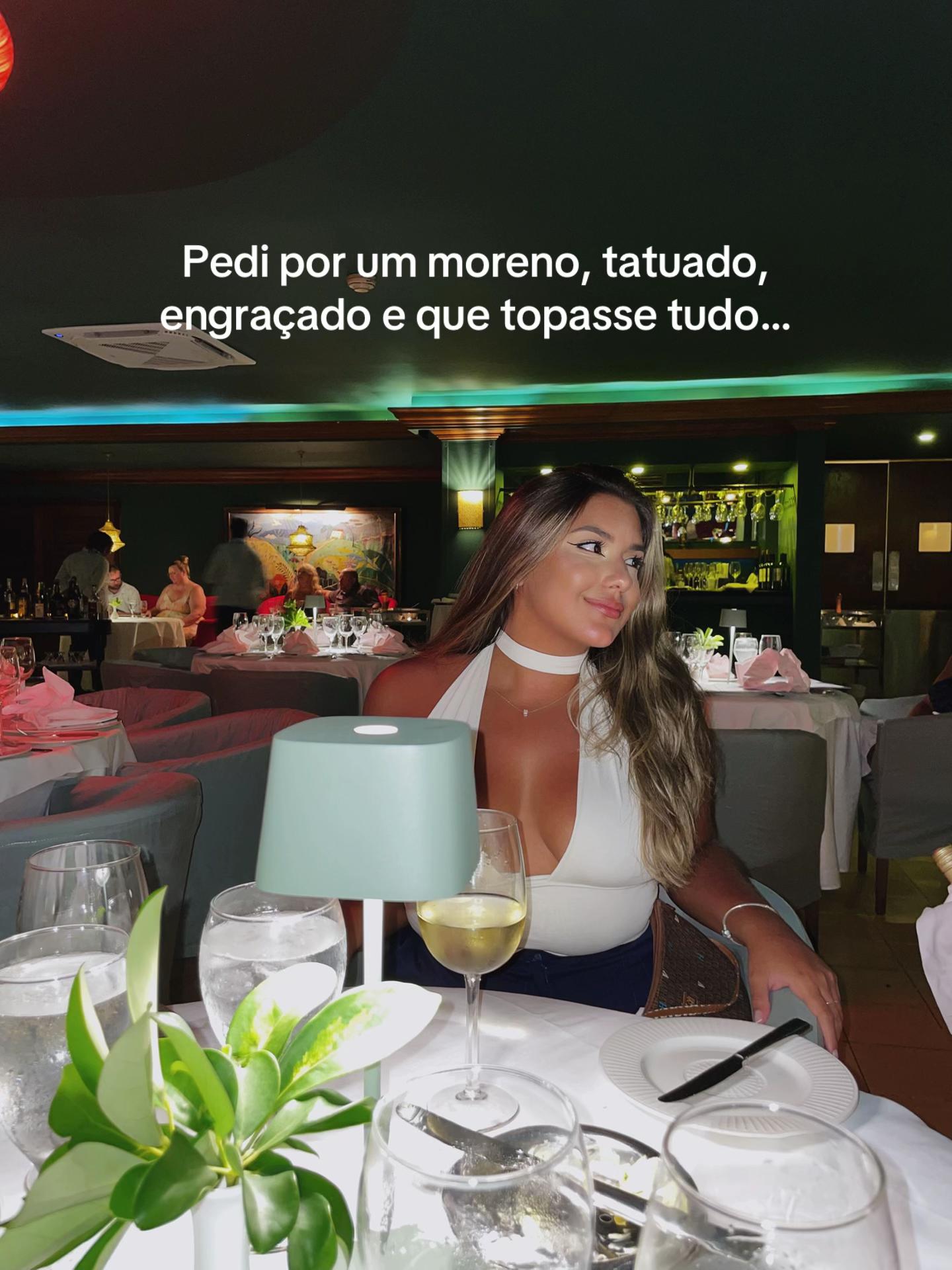 @Vitória Araujo