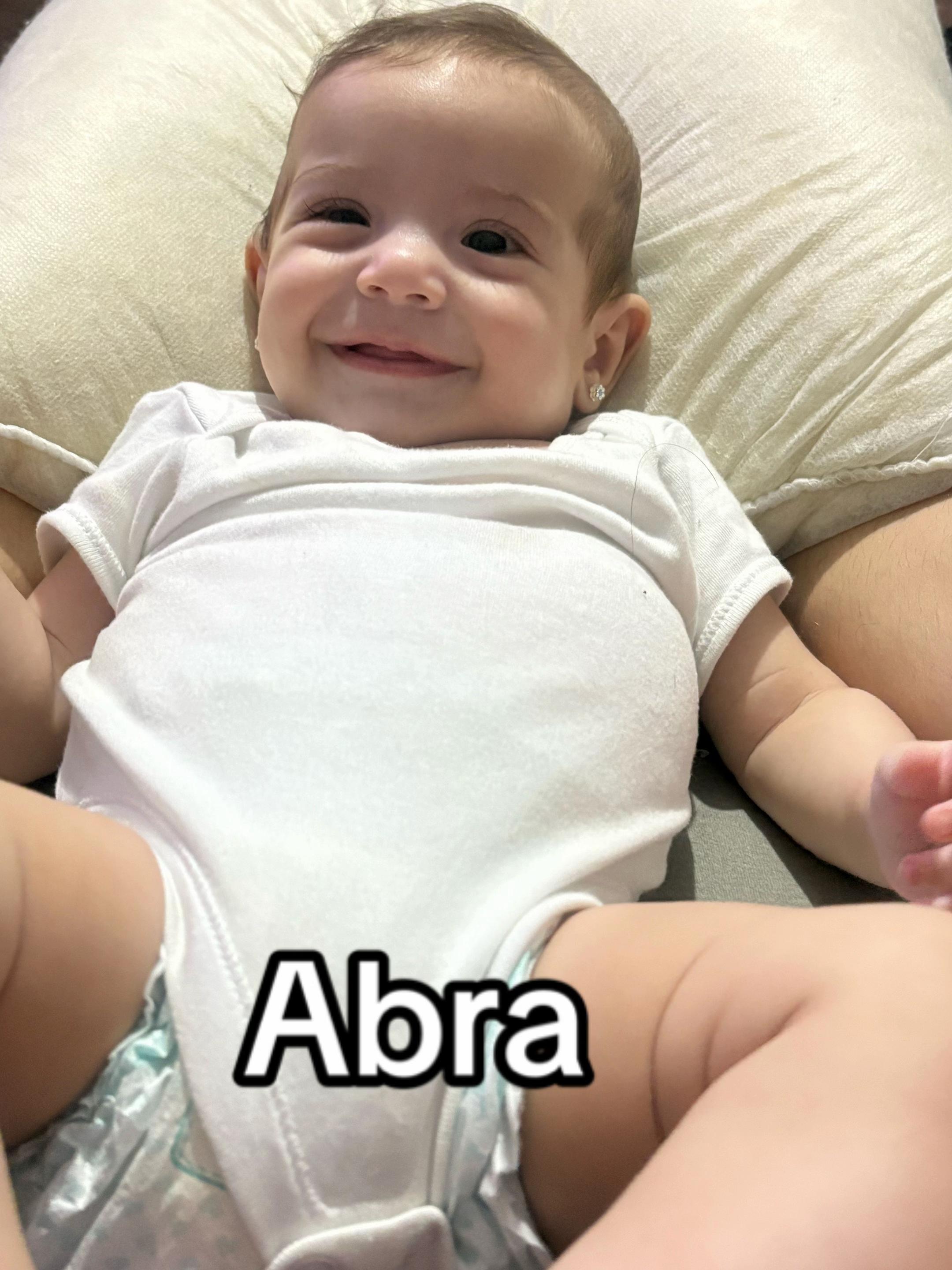@Desi Simone Zuleyha🎀👨👩👧
