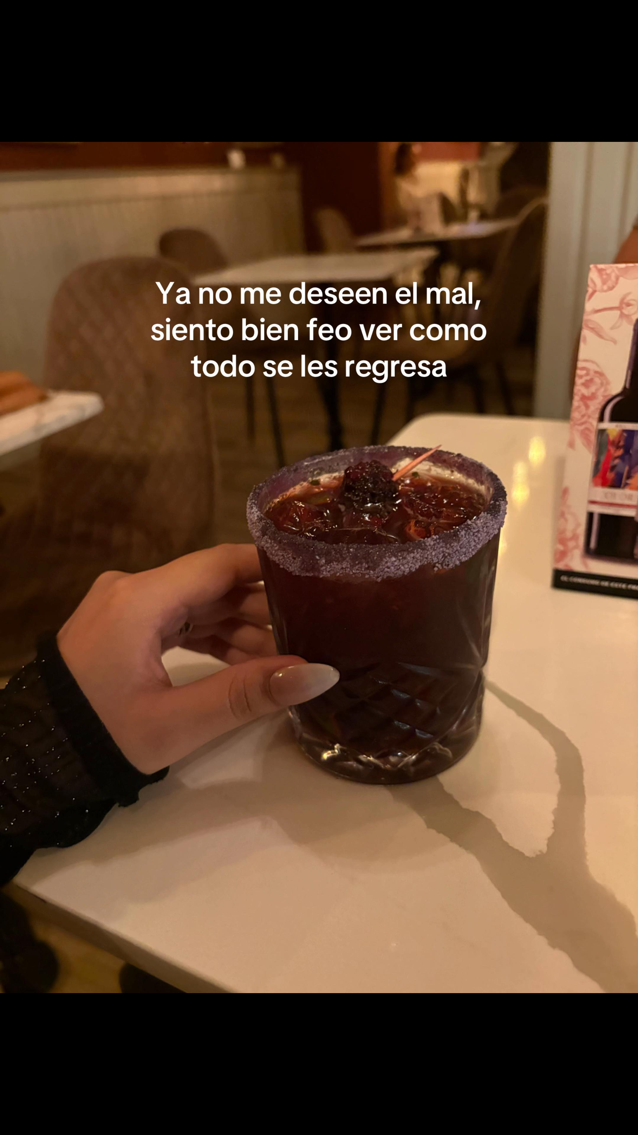 @Lau✨