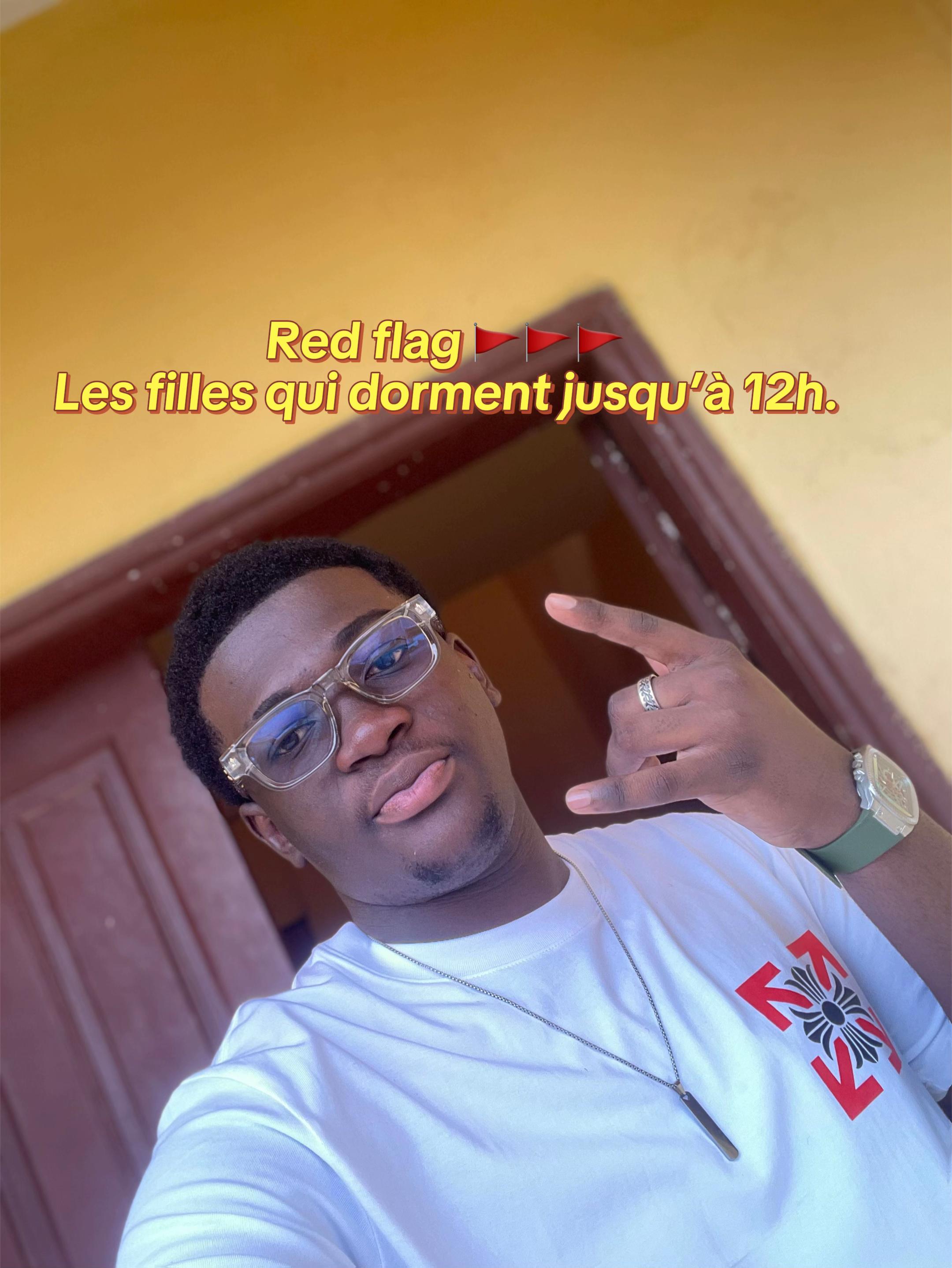 @R&auml;nd&yuml;_l&euml;ch&ouml;c&oslash;l&auml;t_d&uuml;rō&yuml;&auml;ūmē👑🍫