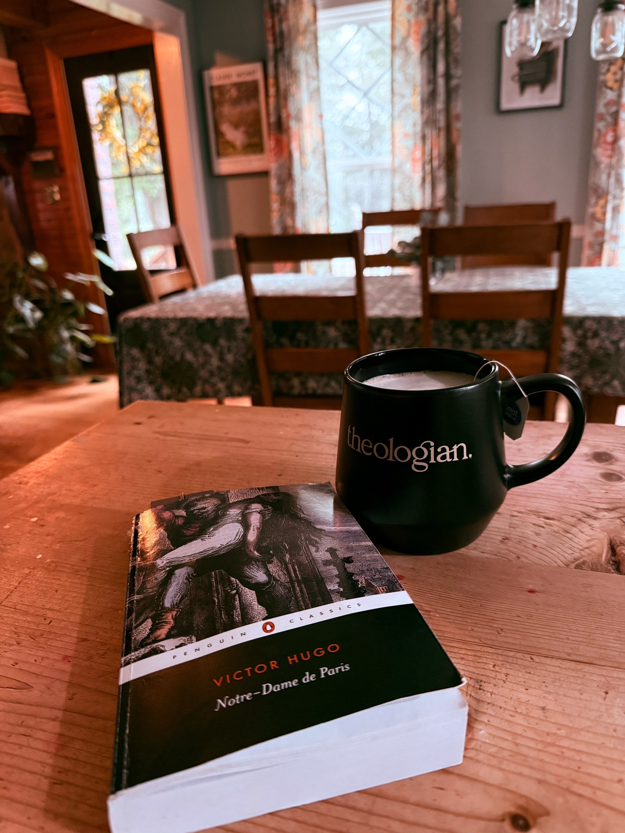 @literaryhomestead