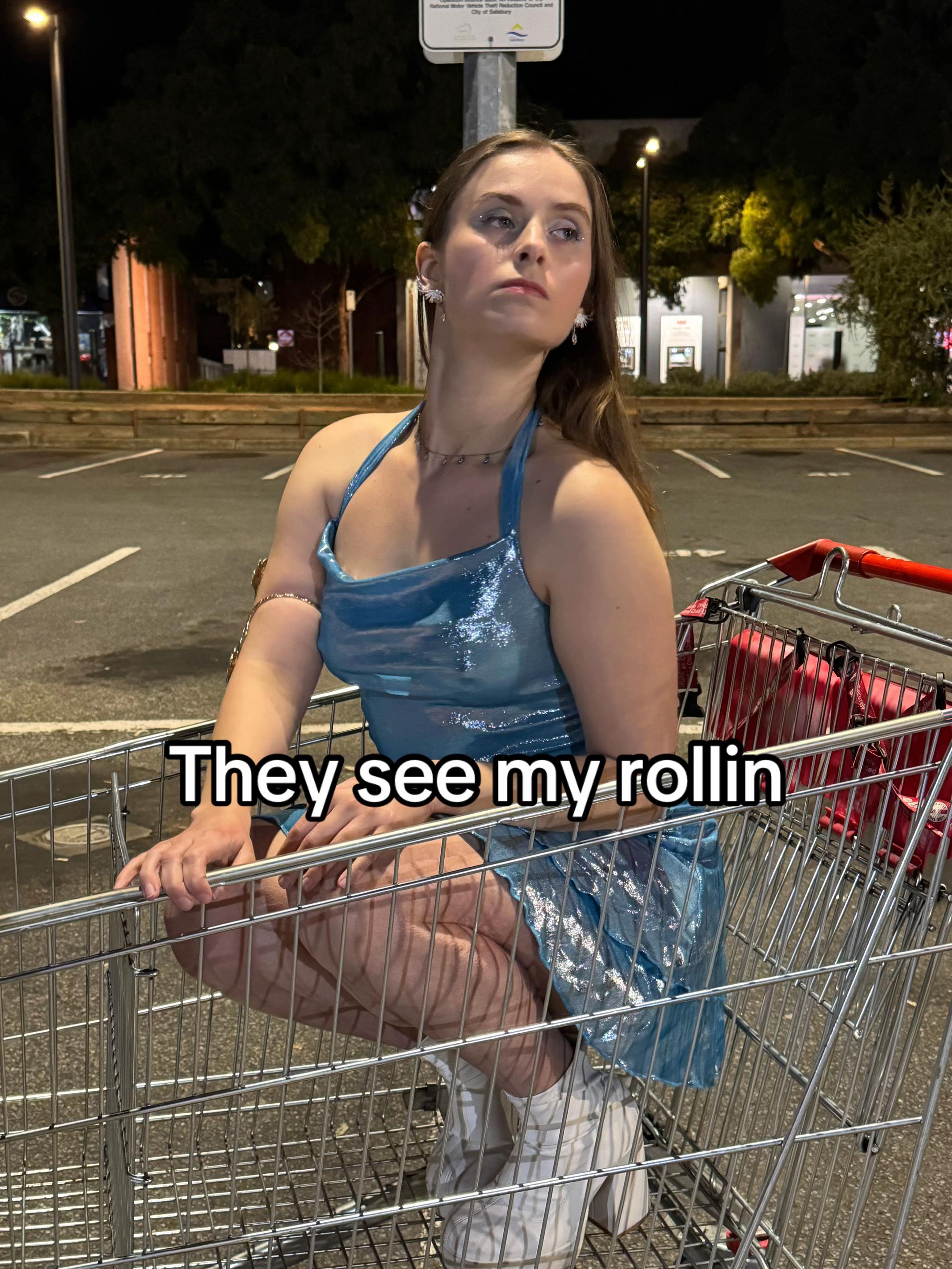@Louise Marshall