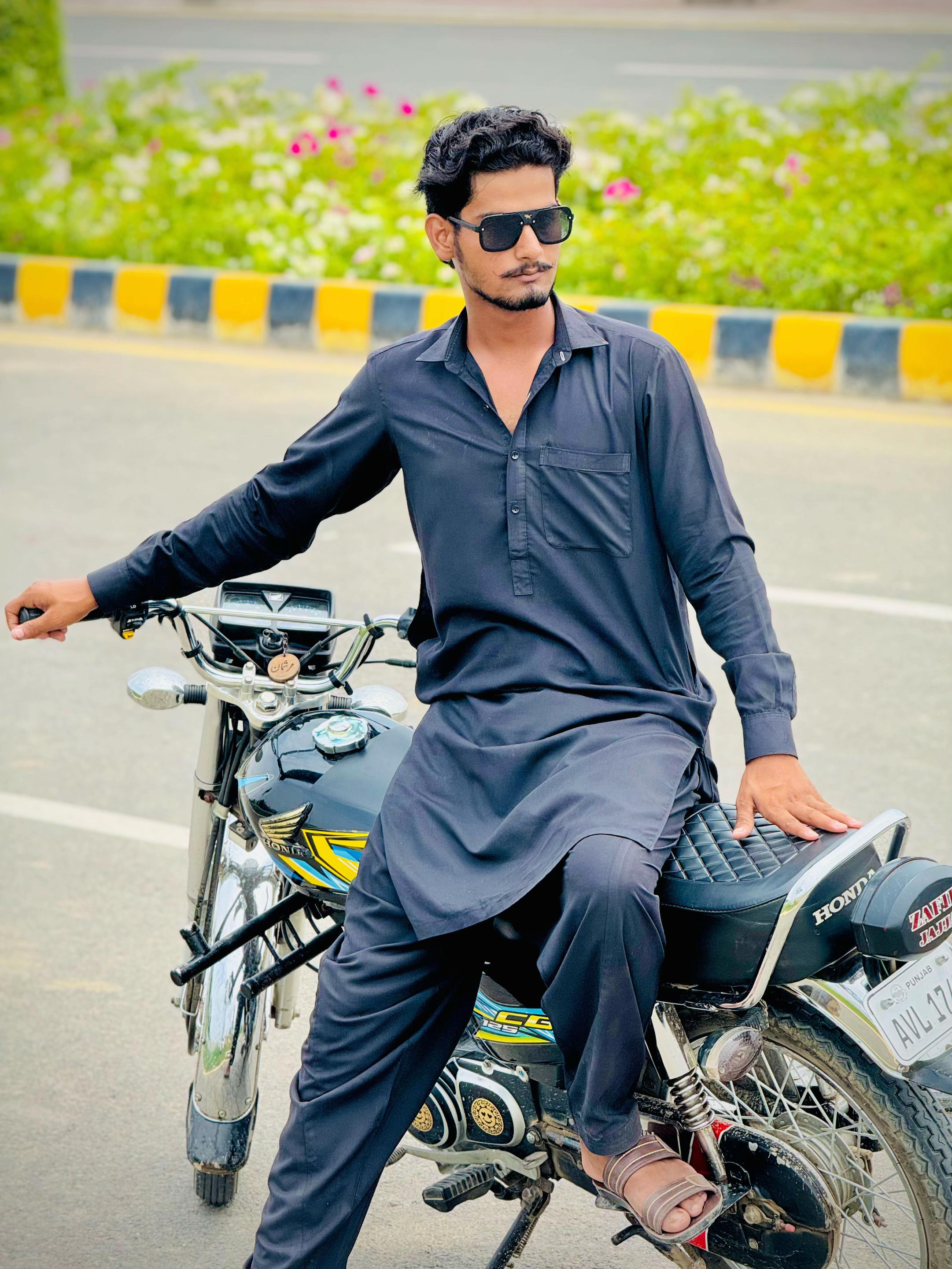 @🥷🏻⚡️چوہدری  ضافر  ججہ⚡️🥷🏻
