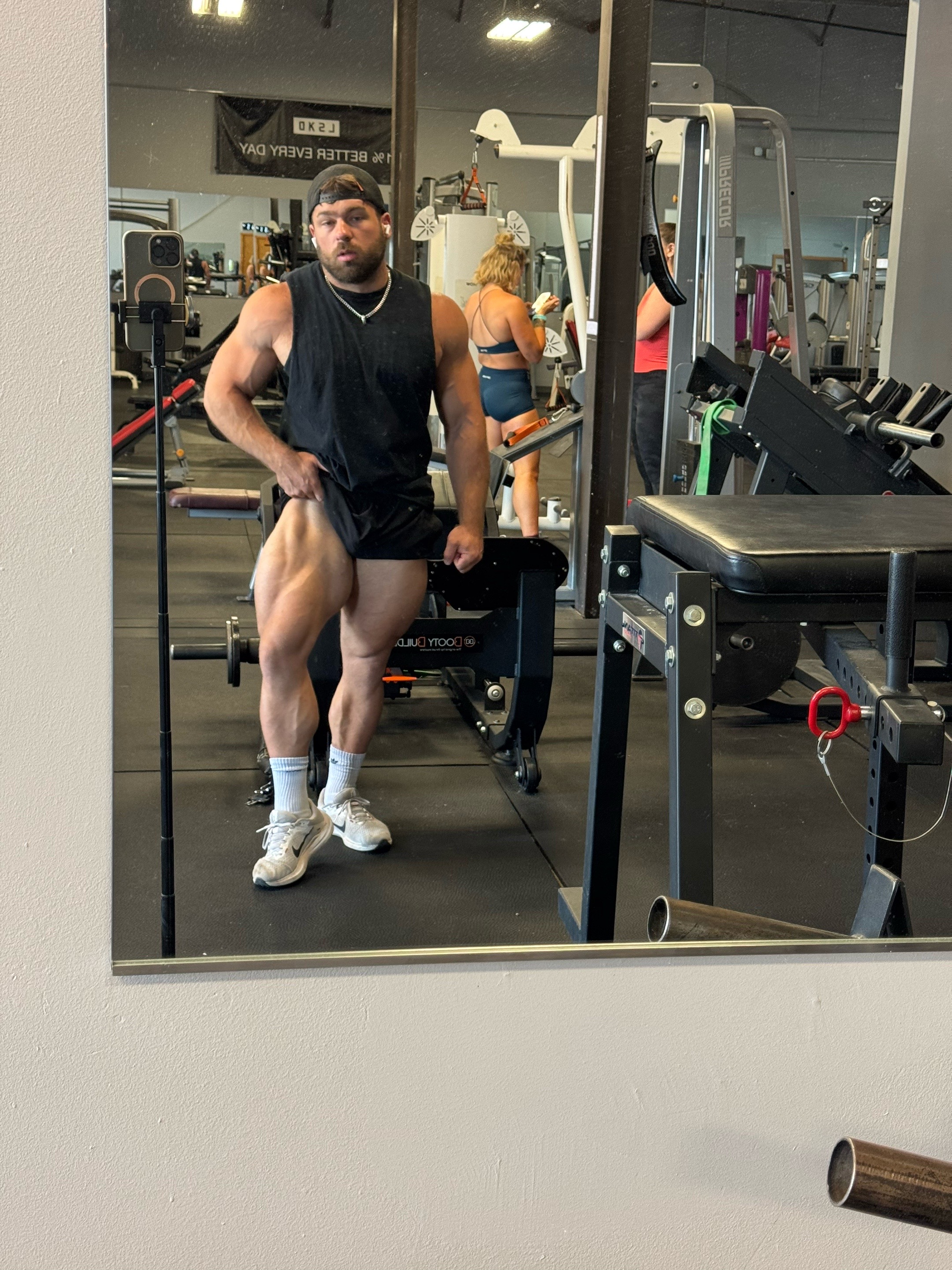 @Alex 🦍