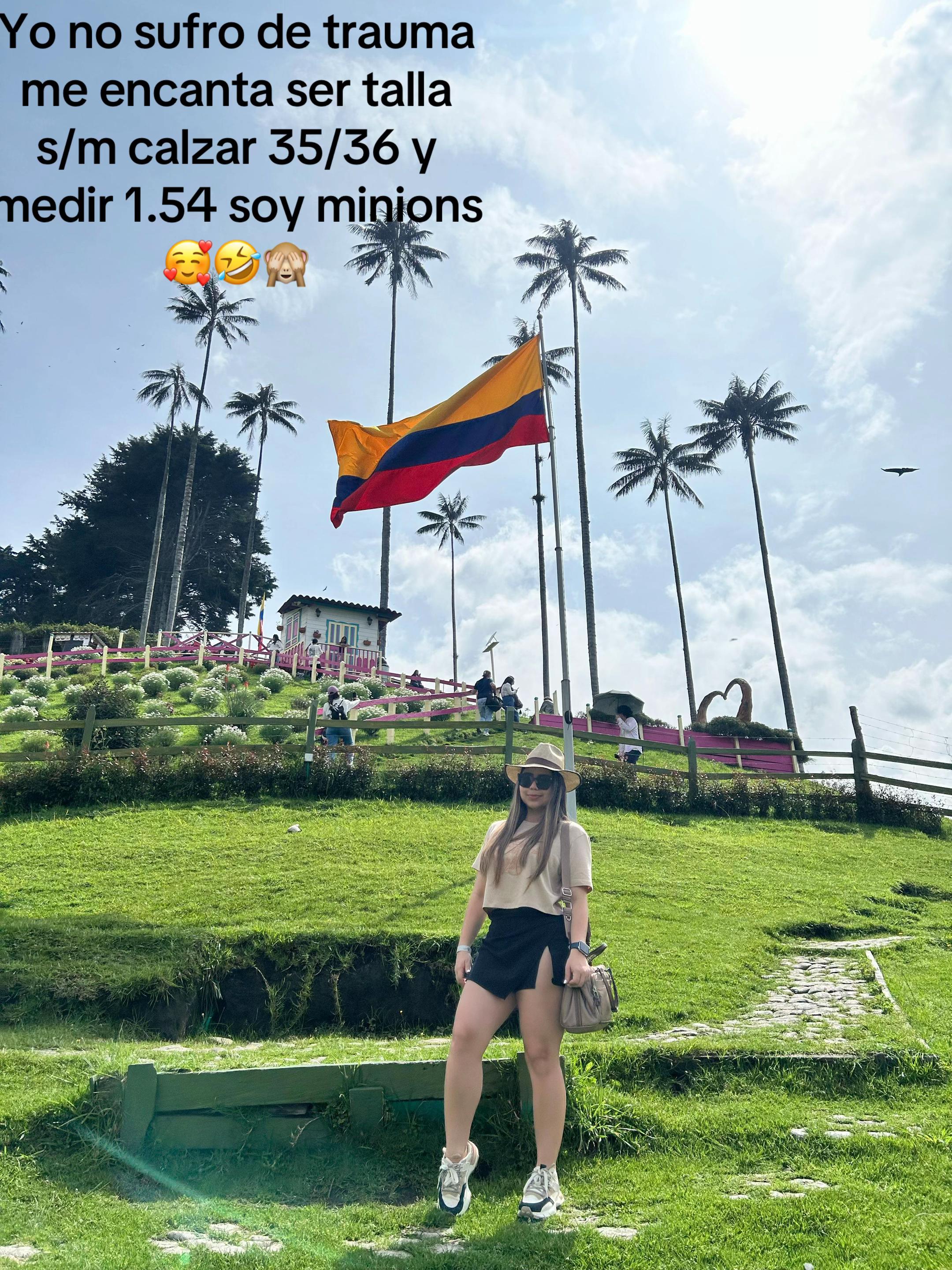 @♓️ 🇨🇴🌸🌻