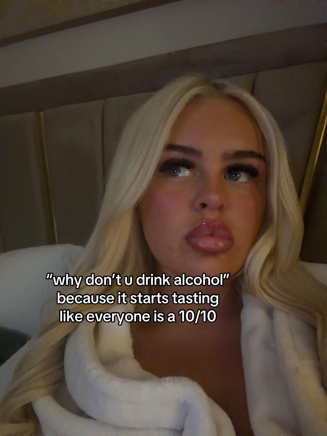 @keirajane_