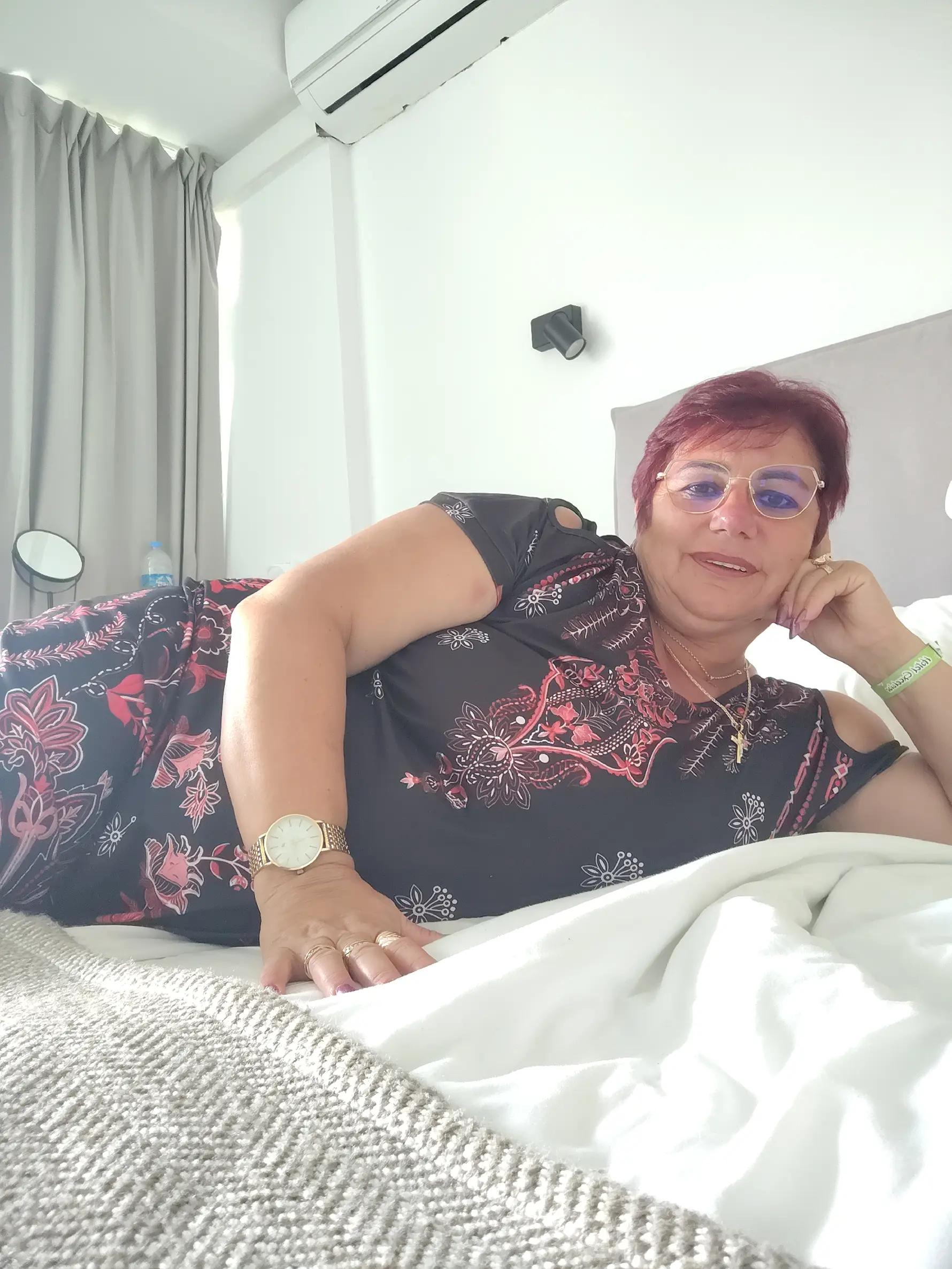 @Camelia Camy661