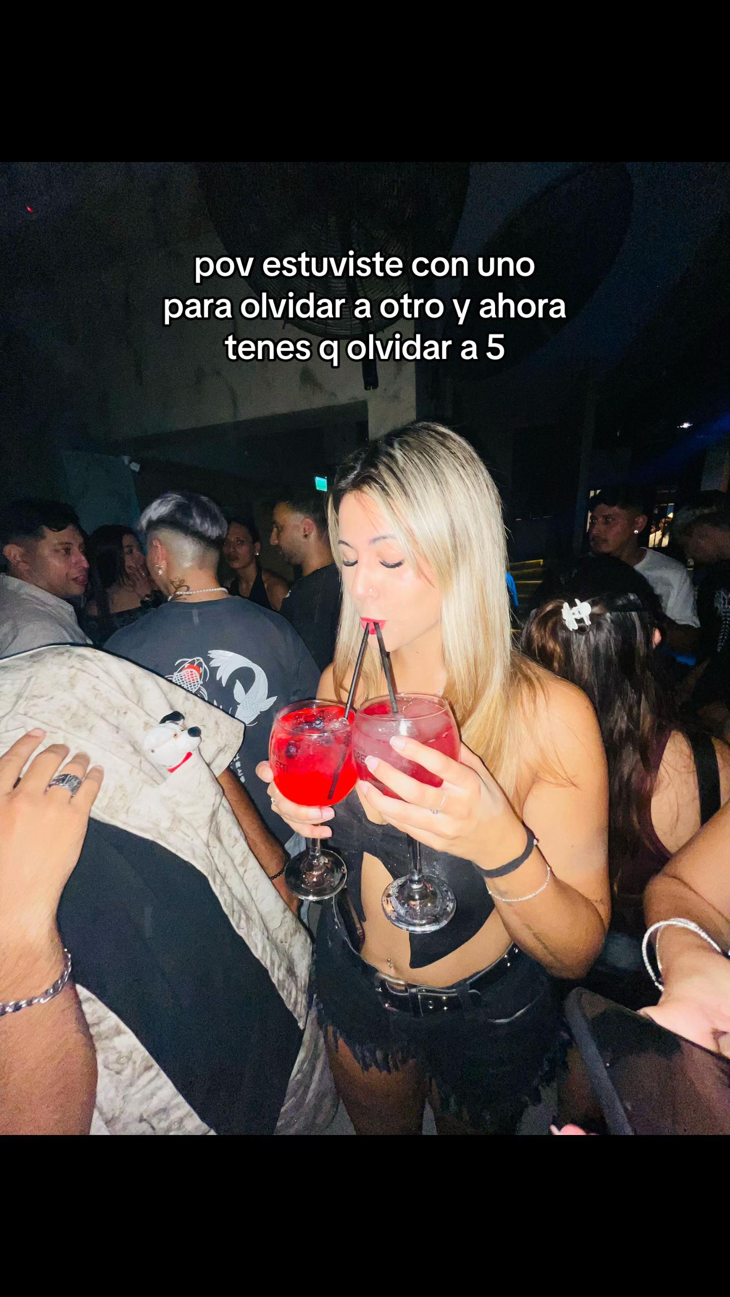 @naahi____
