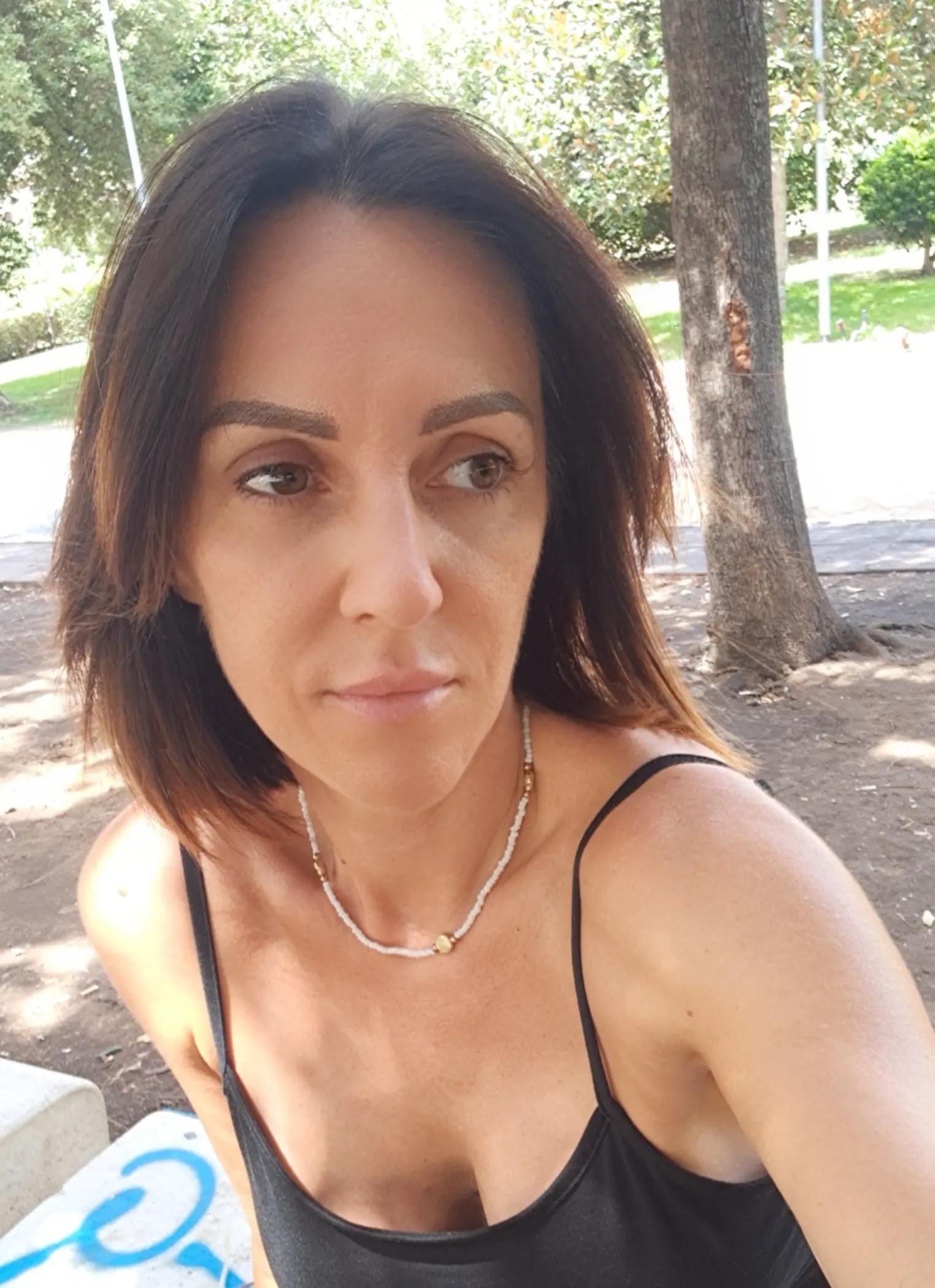@Ela