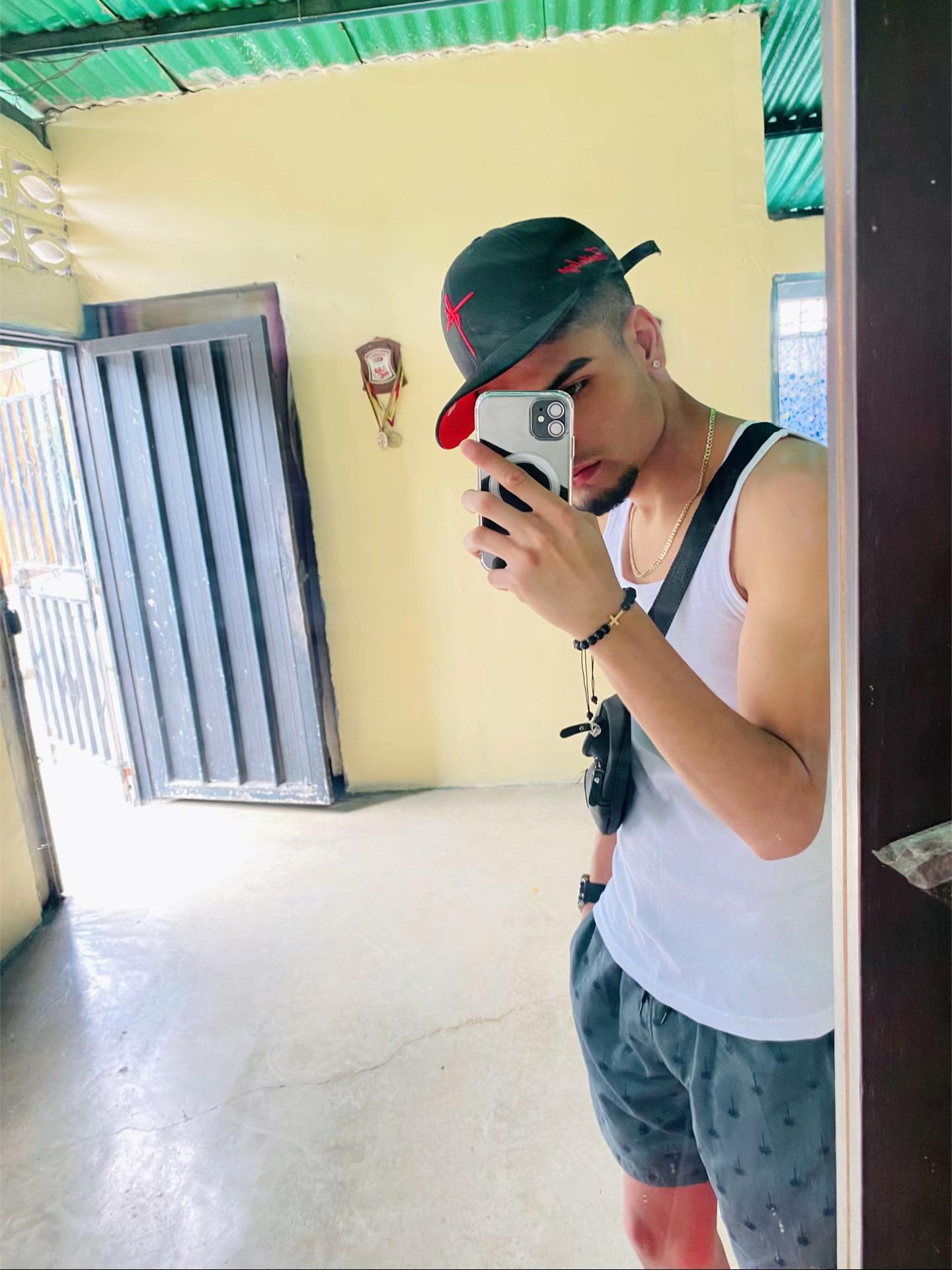 @Emmanuel🤴🏻