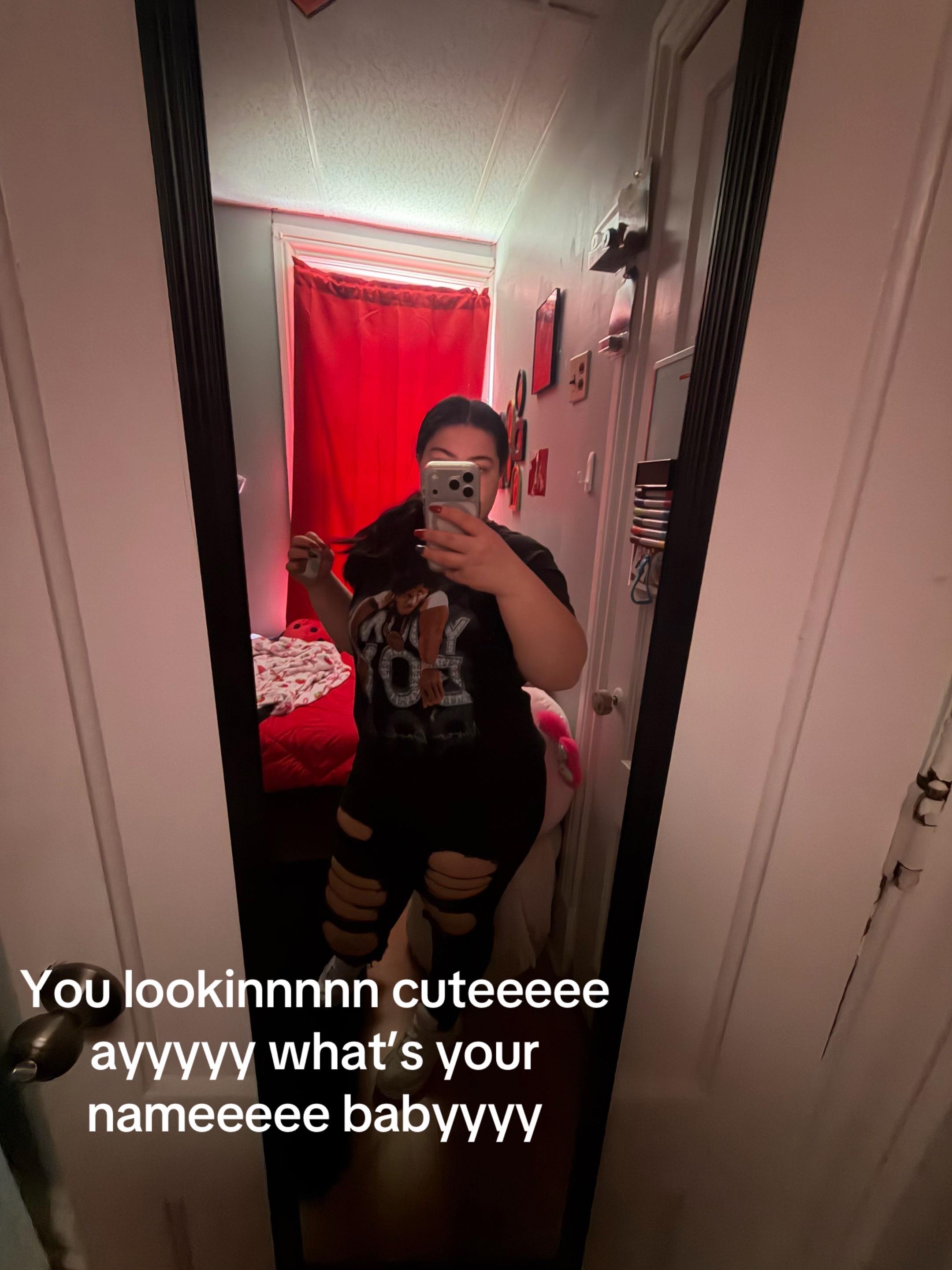 @laniepeakin