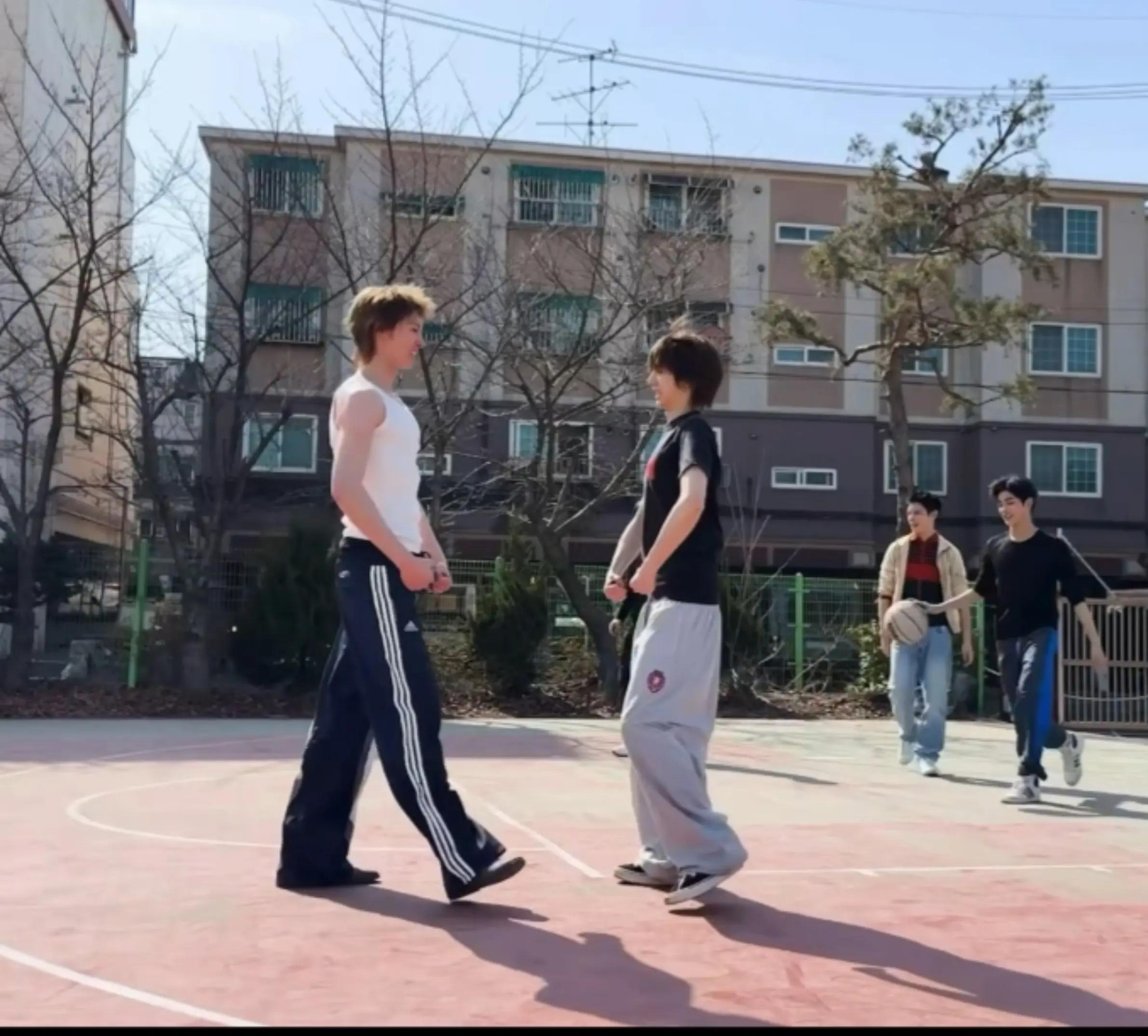@𝑀𝑦 𝑡𝑤𝑖𝑛𝑠𝑘𝑖 𝑙𝑜𝑣𝑒𝑟
