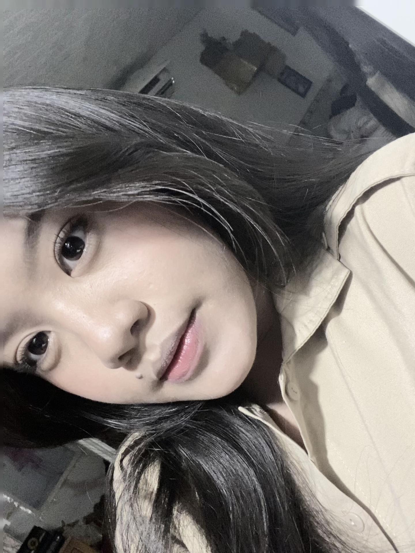 @deya cantik