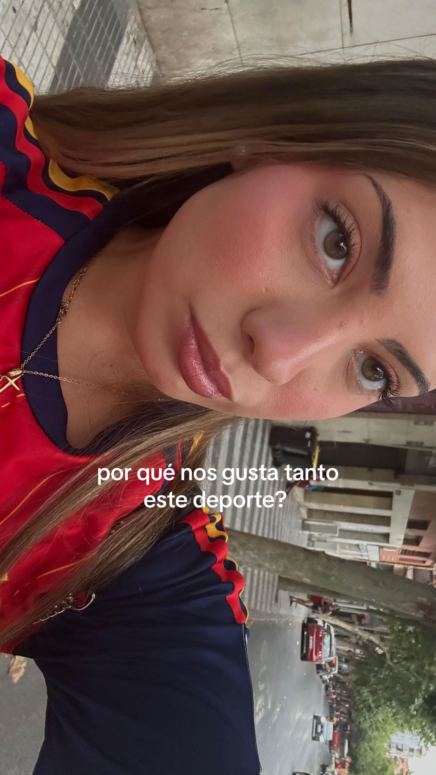 @nadia molina