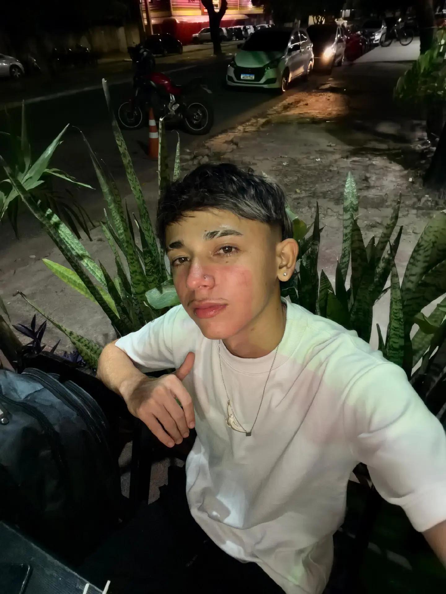 @Gabriel 👄