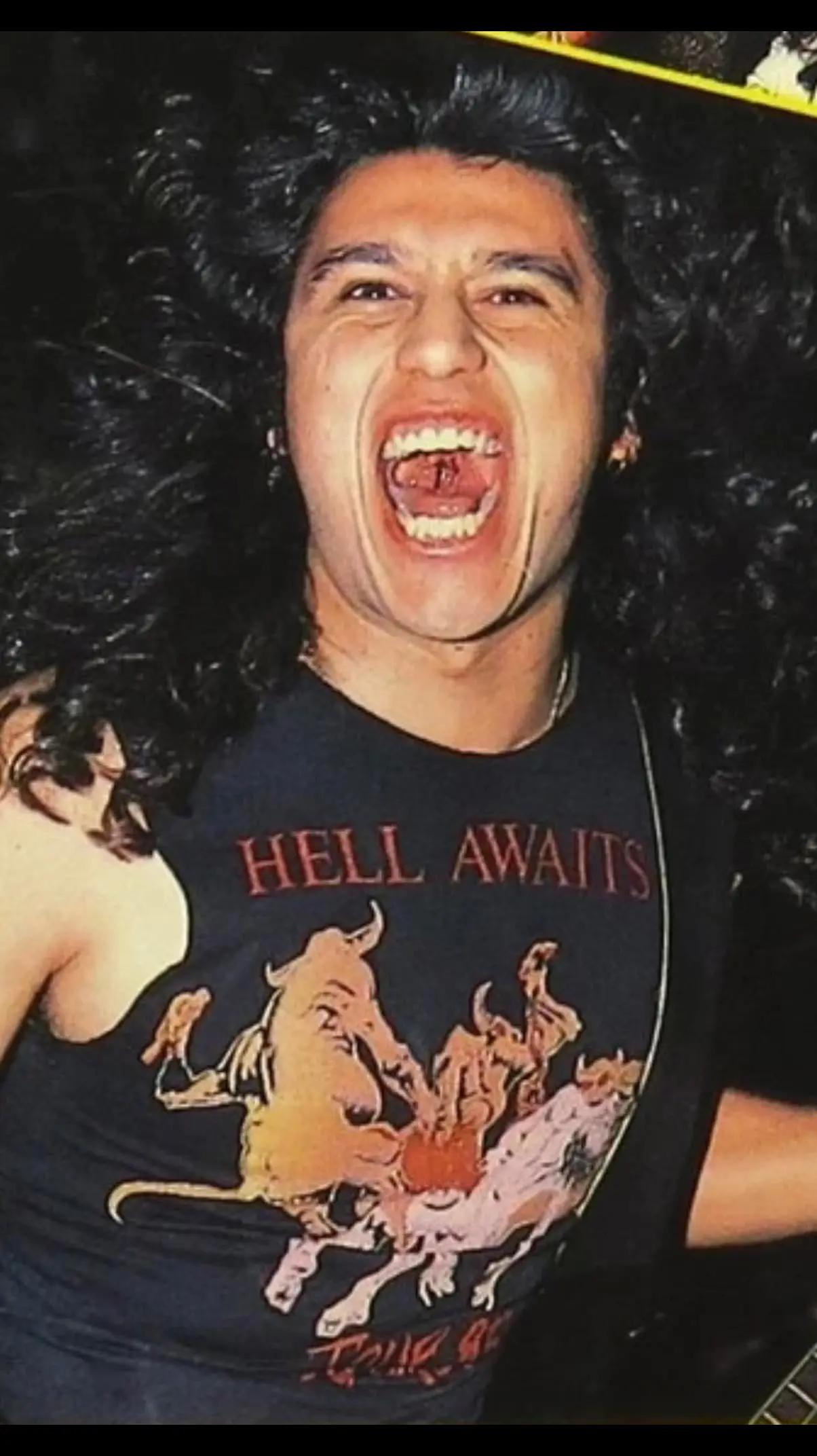 @HELL I HATE YOUR MUSICAL TASTE