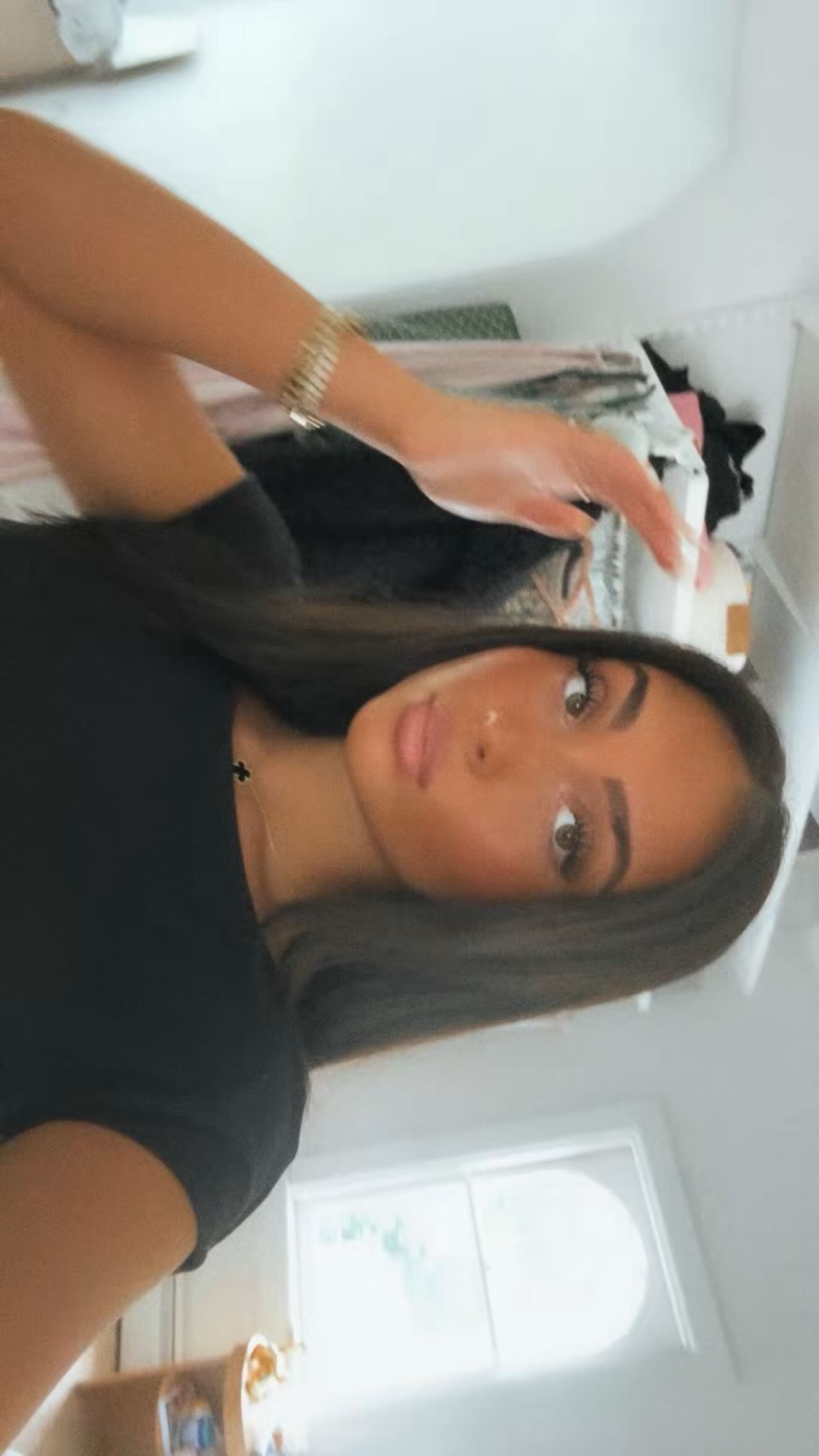 @A N N A B E L L A