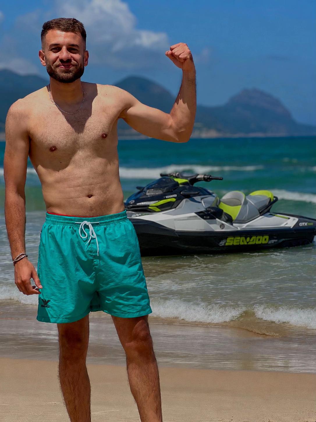 @NaSro&ugrave;