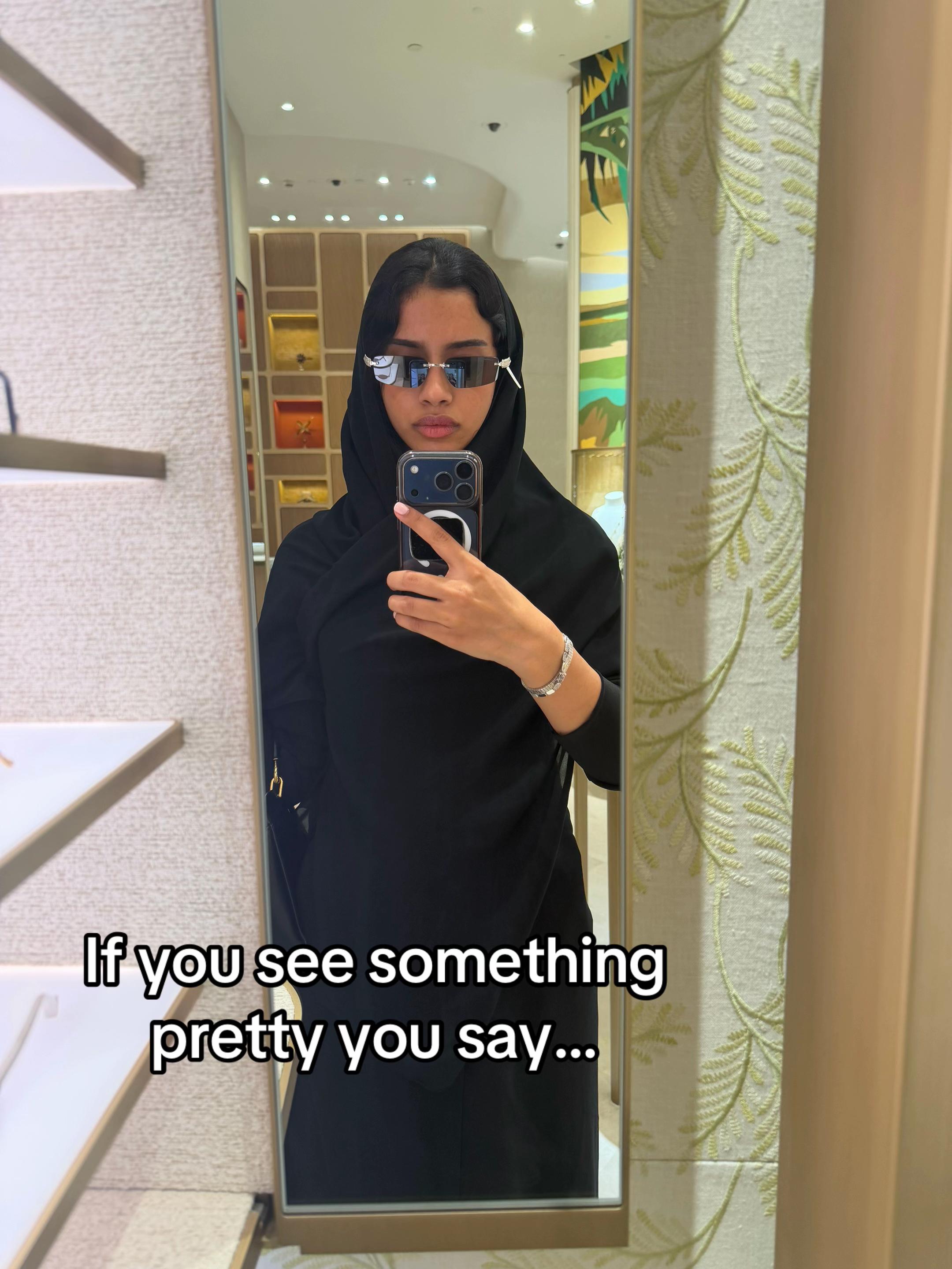 @Mnera