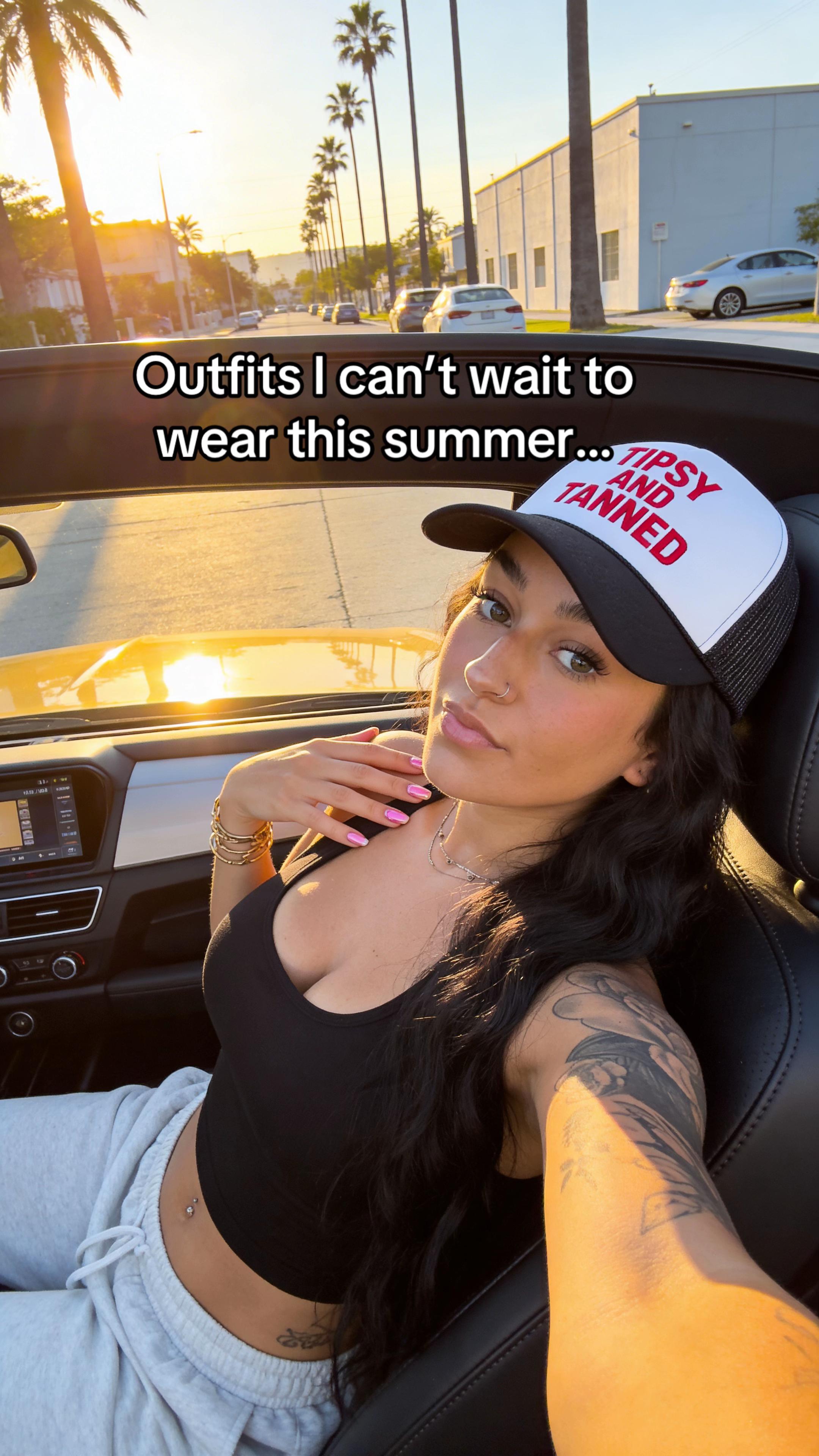 @glambyblue