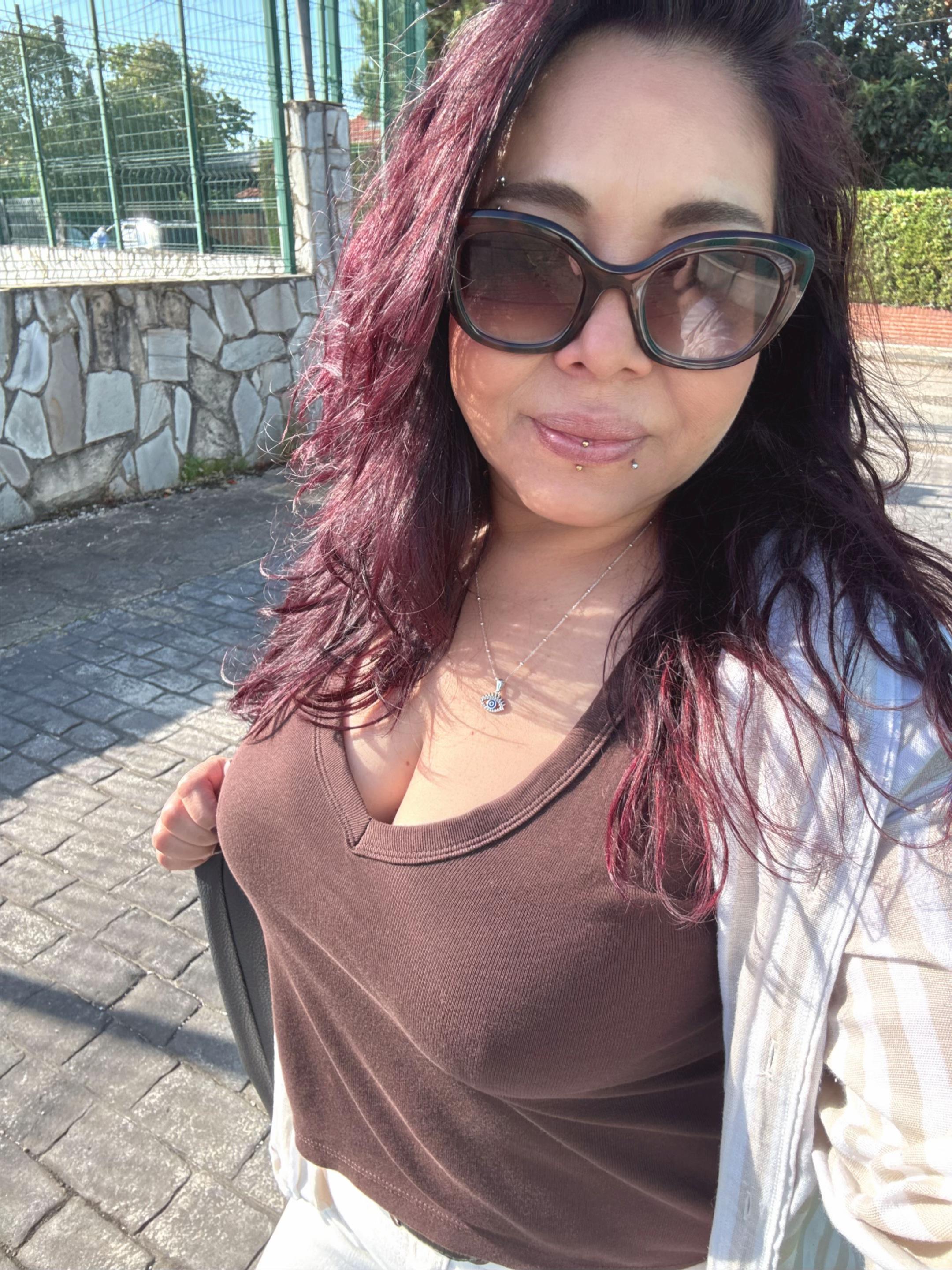 @Rosa 🌹🇵🇪
