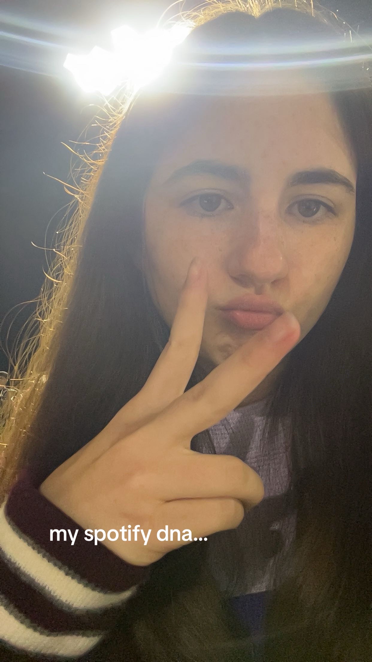 @lover🤍📚💐