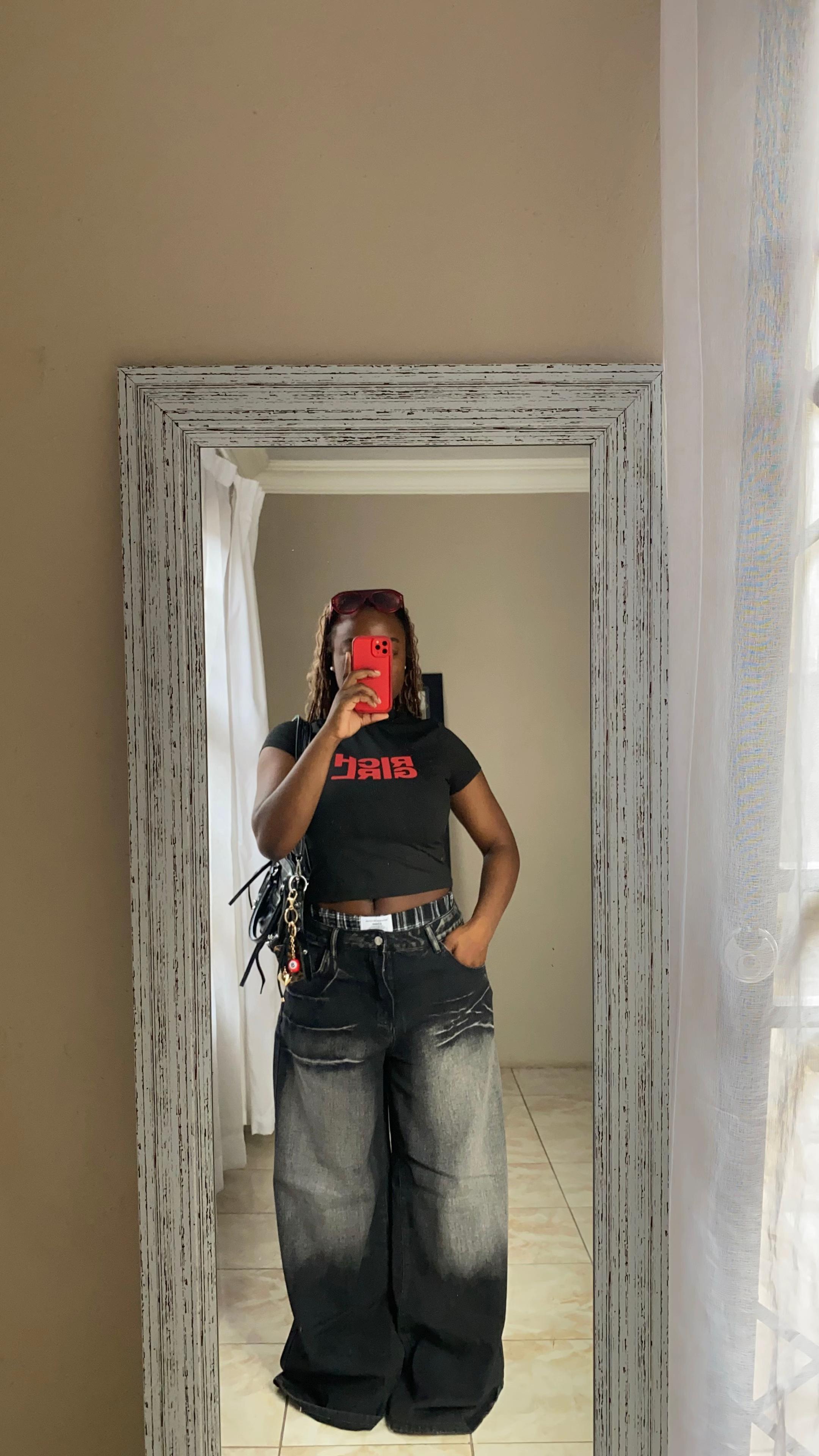 @the_pretty tee