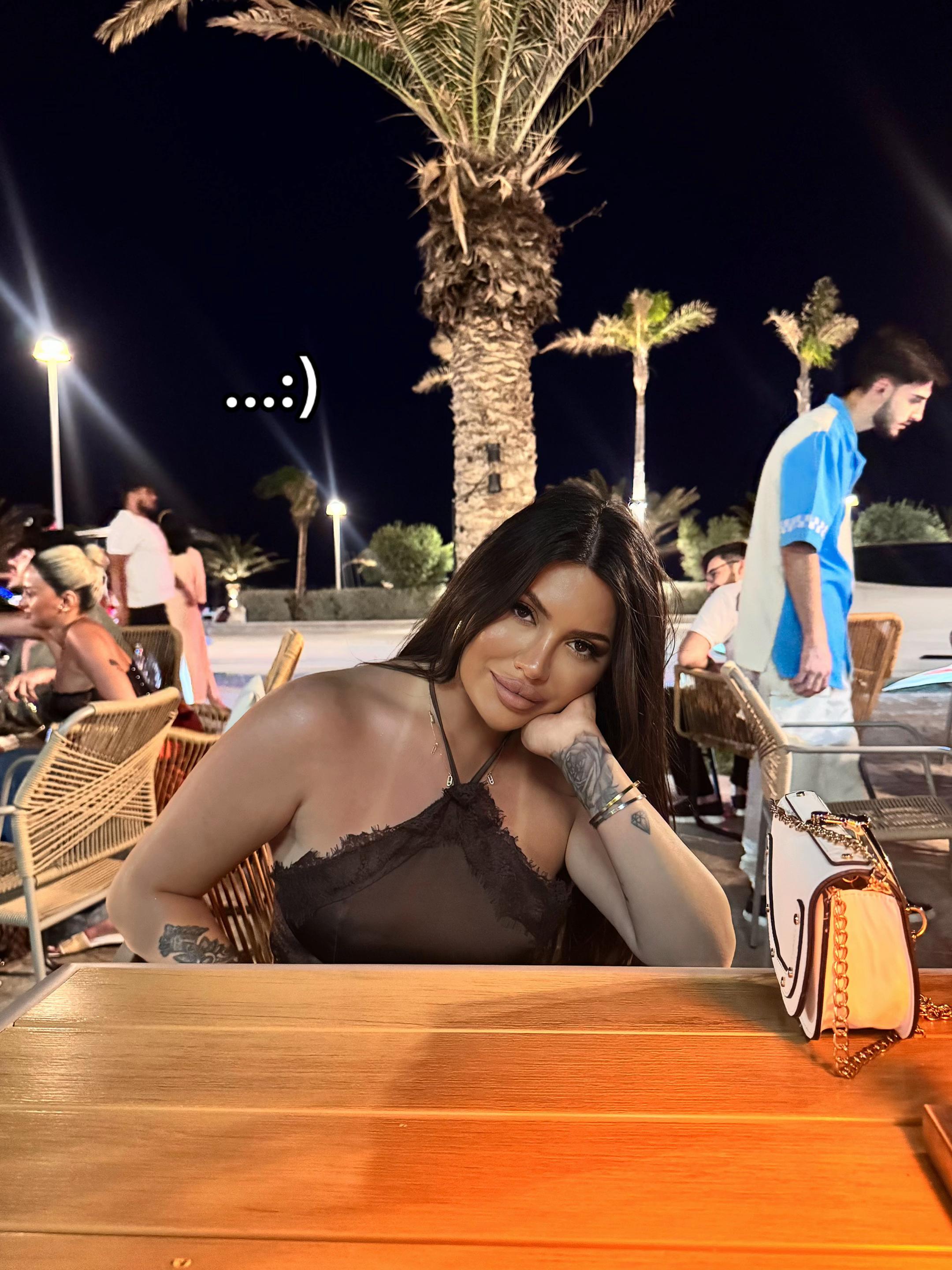 @zulyaa