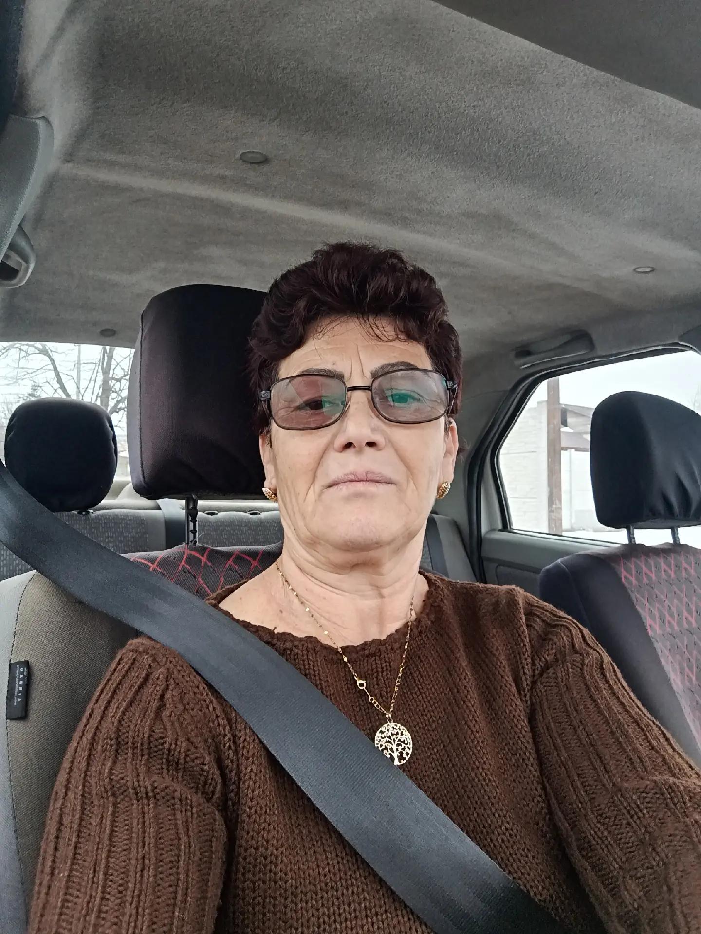 @Elena Niță